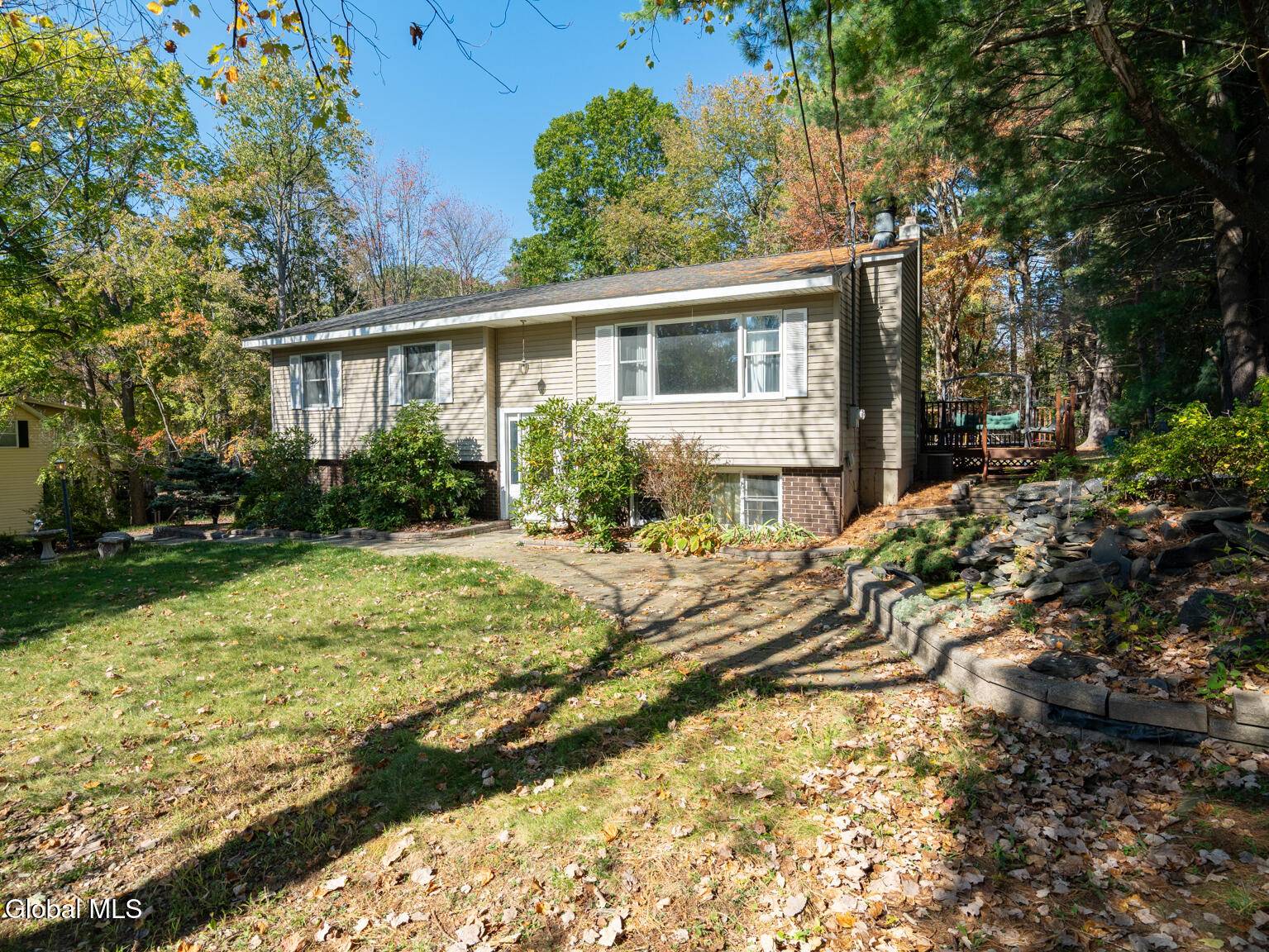 Schodack, NY 12033,1709 Julianne Drive