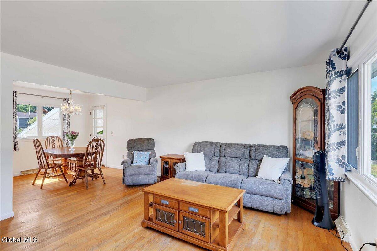 Colonie, NY 12110,17 Alva Drive