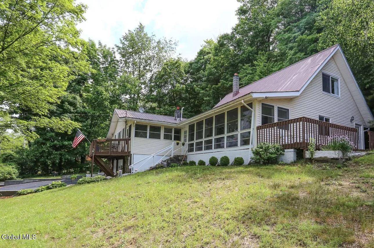 Edinburg, NY 12134,858 S Shore Road