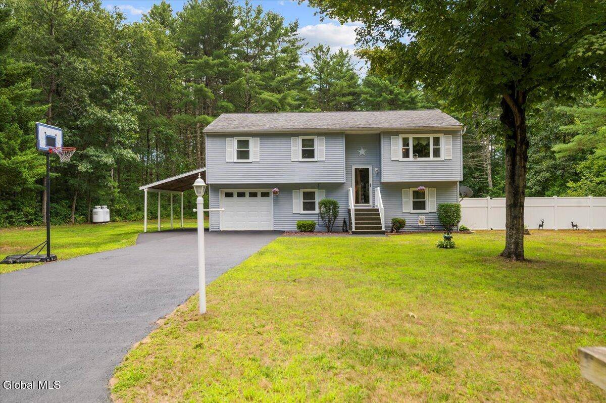 Moreau, NY 12831,7 Balsam Lane