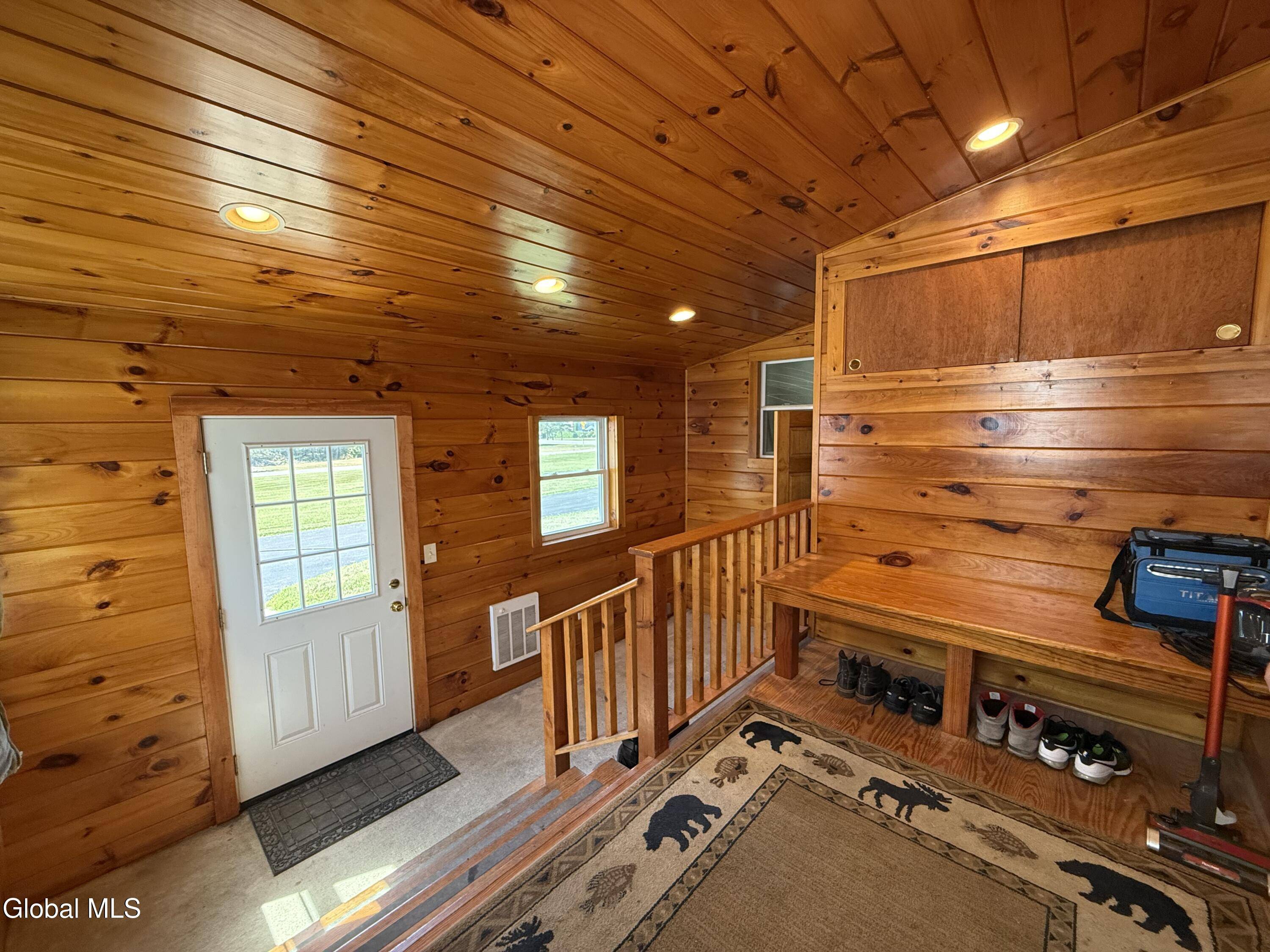 Waterford, NY 12188,217 Fonda Road