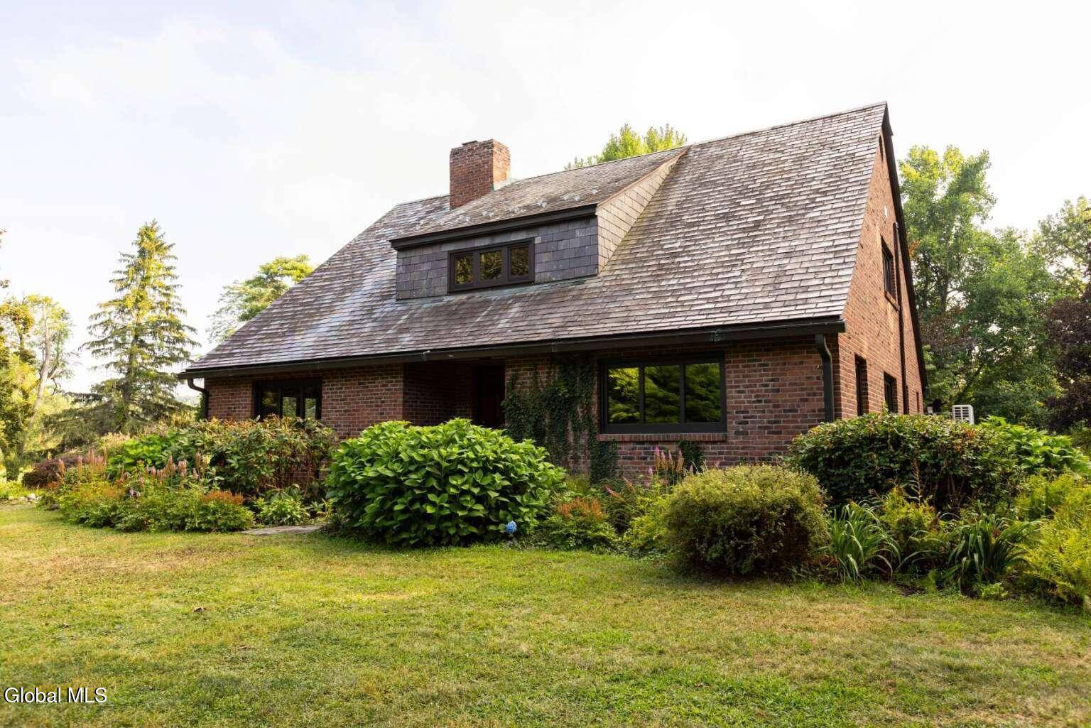 East Greenbush, NY 12144,1515 Best Road