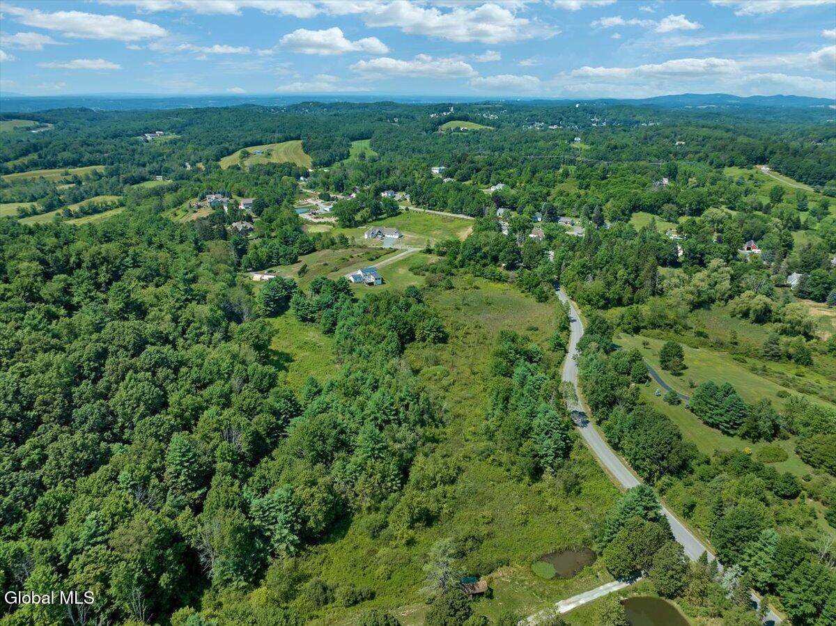 North Greenbush, NY 12198,37 Mammoth Spring Road