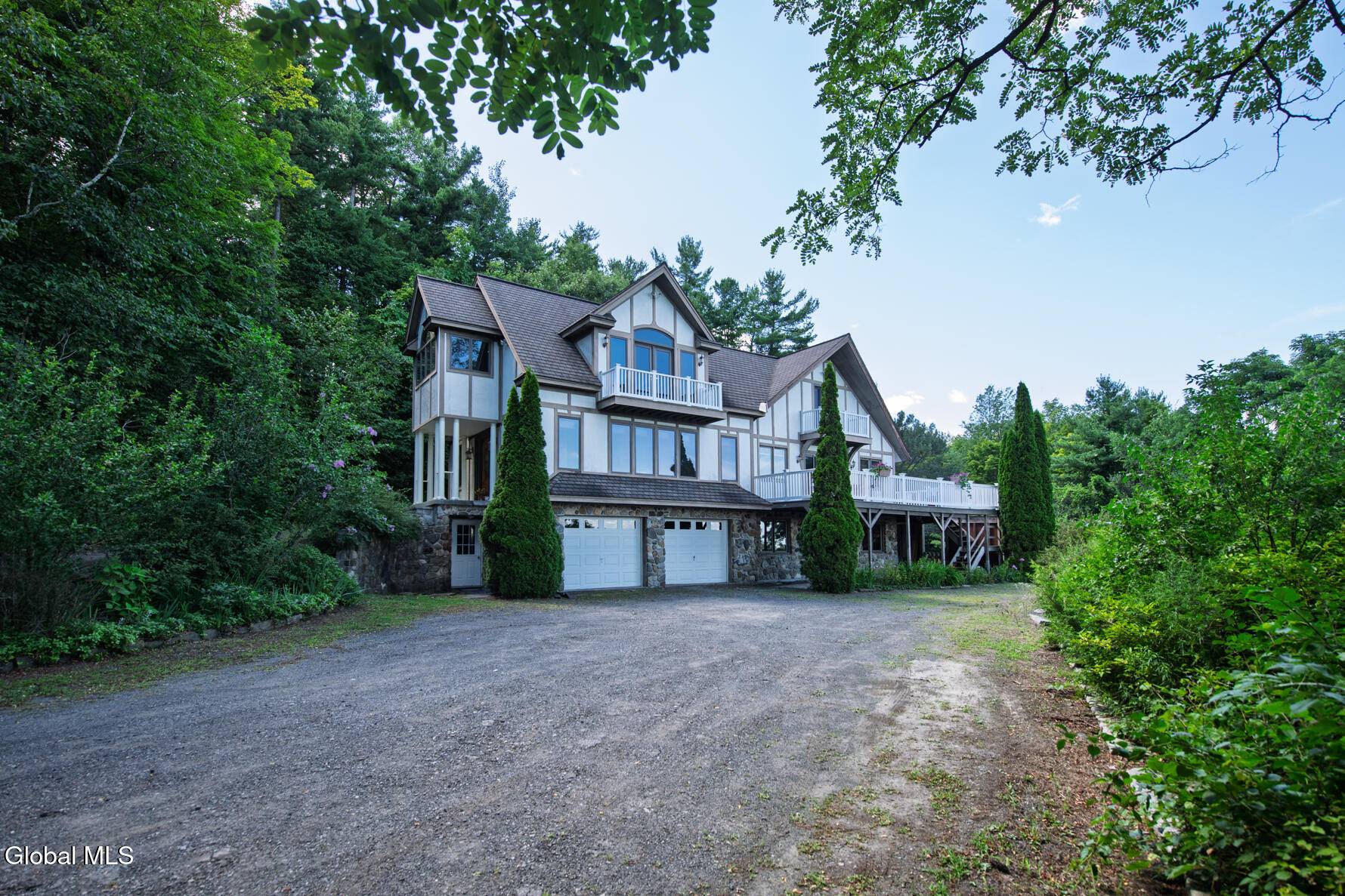 Altamont, NY 12009,1127 Leesome Lane