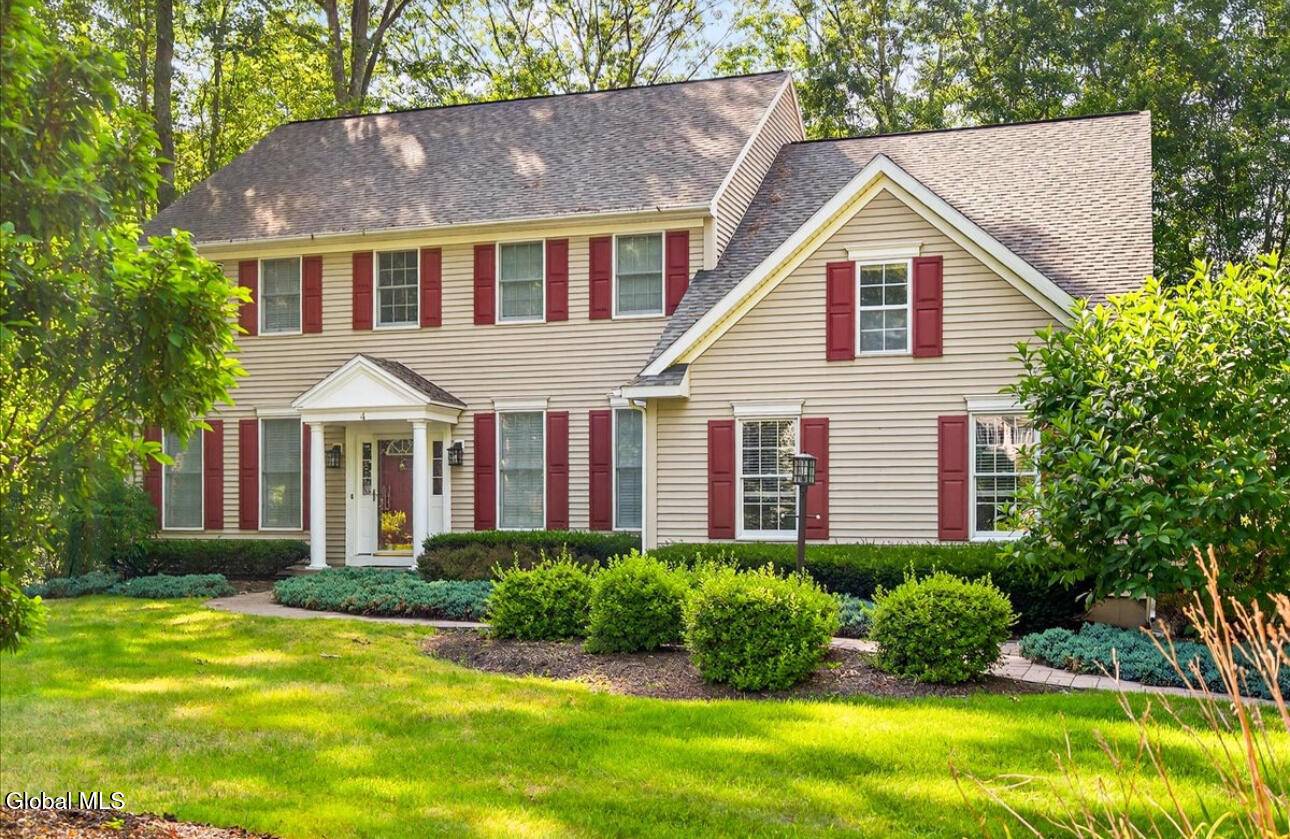 Clifton Park, NY 12065,4 Raphael Court