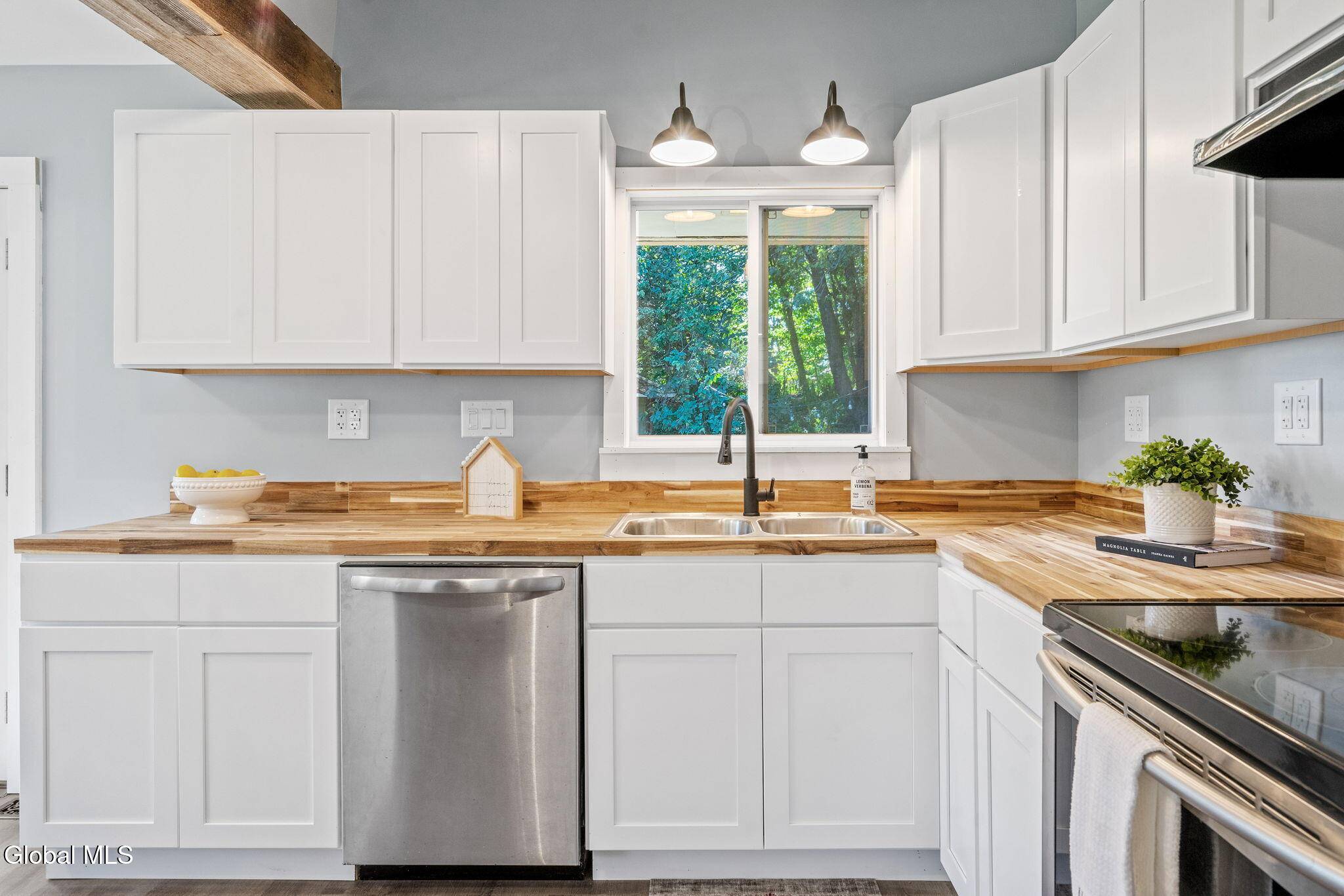 Cambridge, NY 12028,173 Belle Road