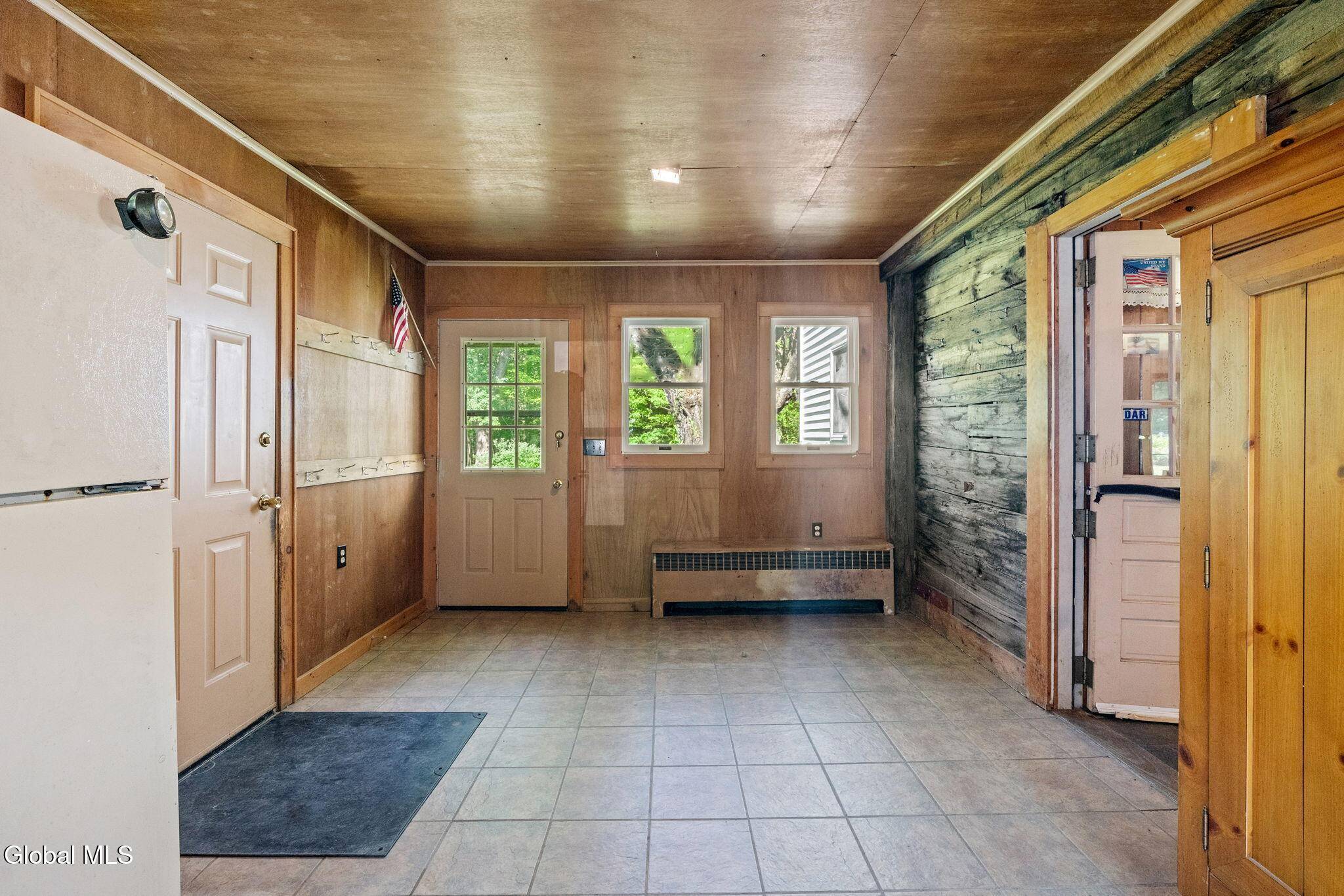 Sand Lake, NY 12153,24 Lower Bower Road