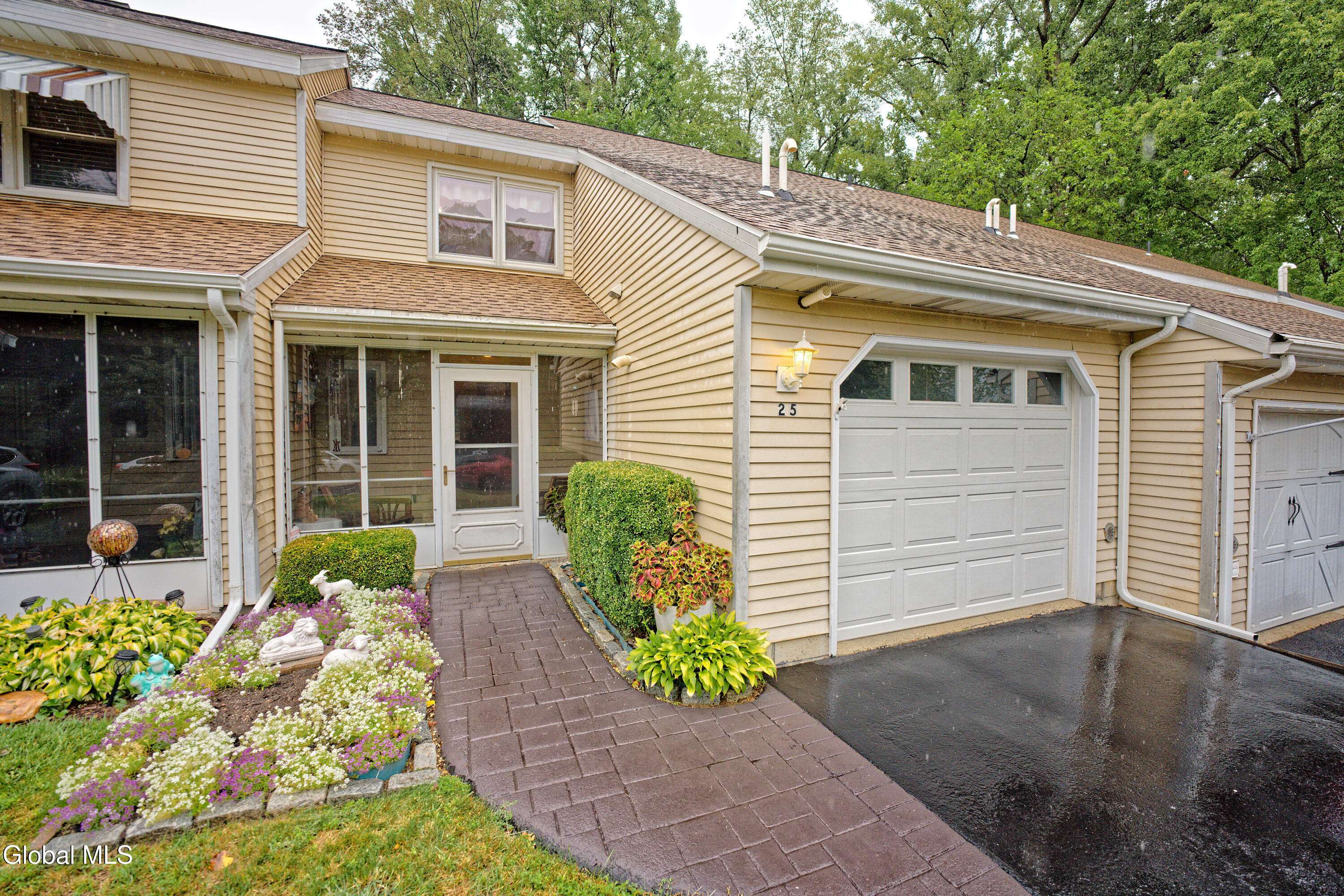 Clifton Park, NY 12065,25 Grant Hill Court