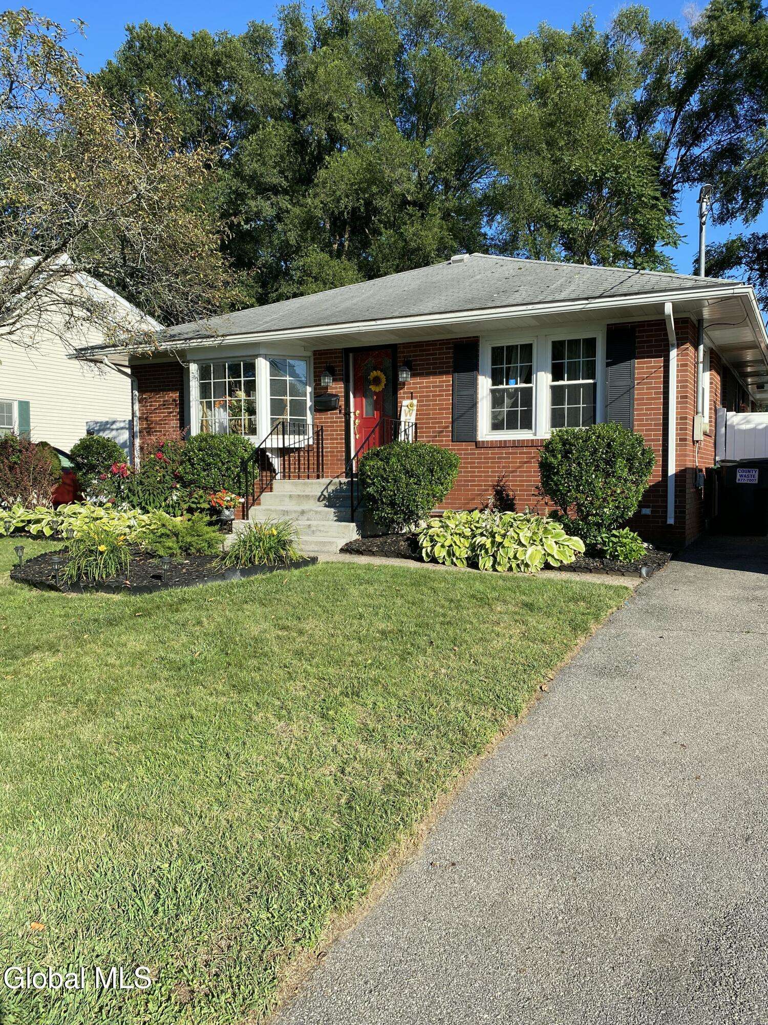 Colonie, NY 12205,1 Old Myers Drive