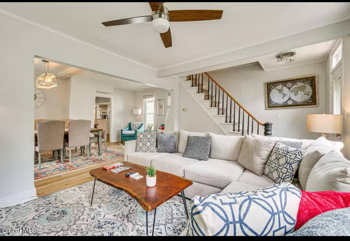 Saratoga Springs, Inside, NY 12866,9 Avery Street