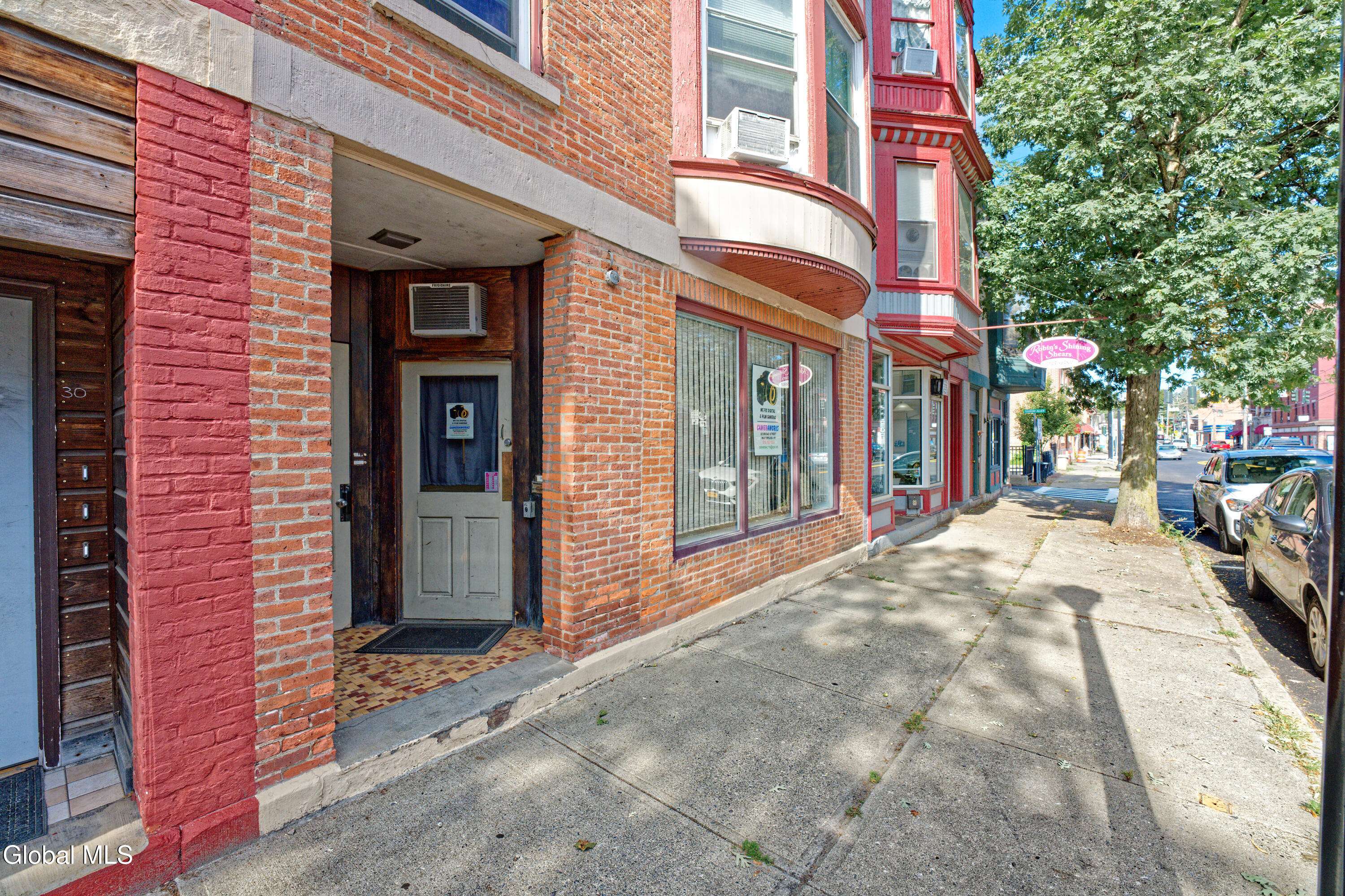 Waterford, NY 12188,32 Broad Street