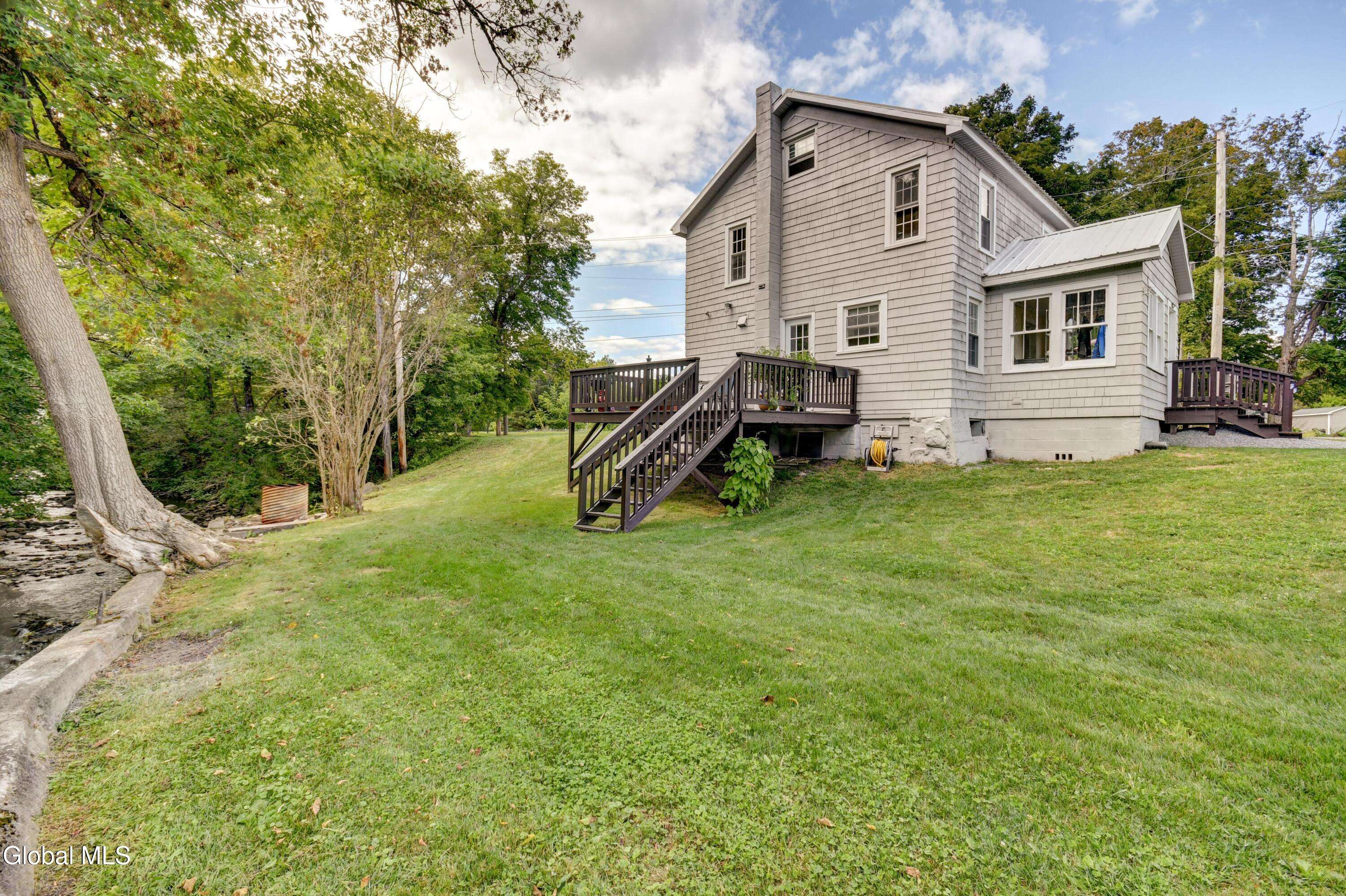 Johnstown, NY 12095,1008 County Highway 116