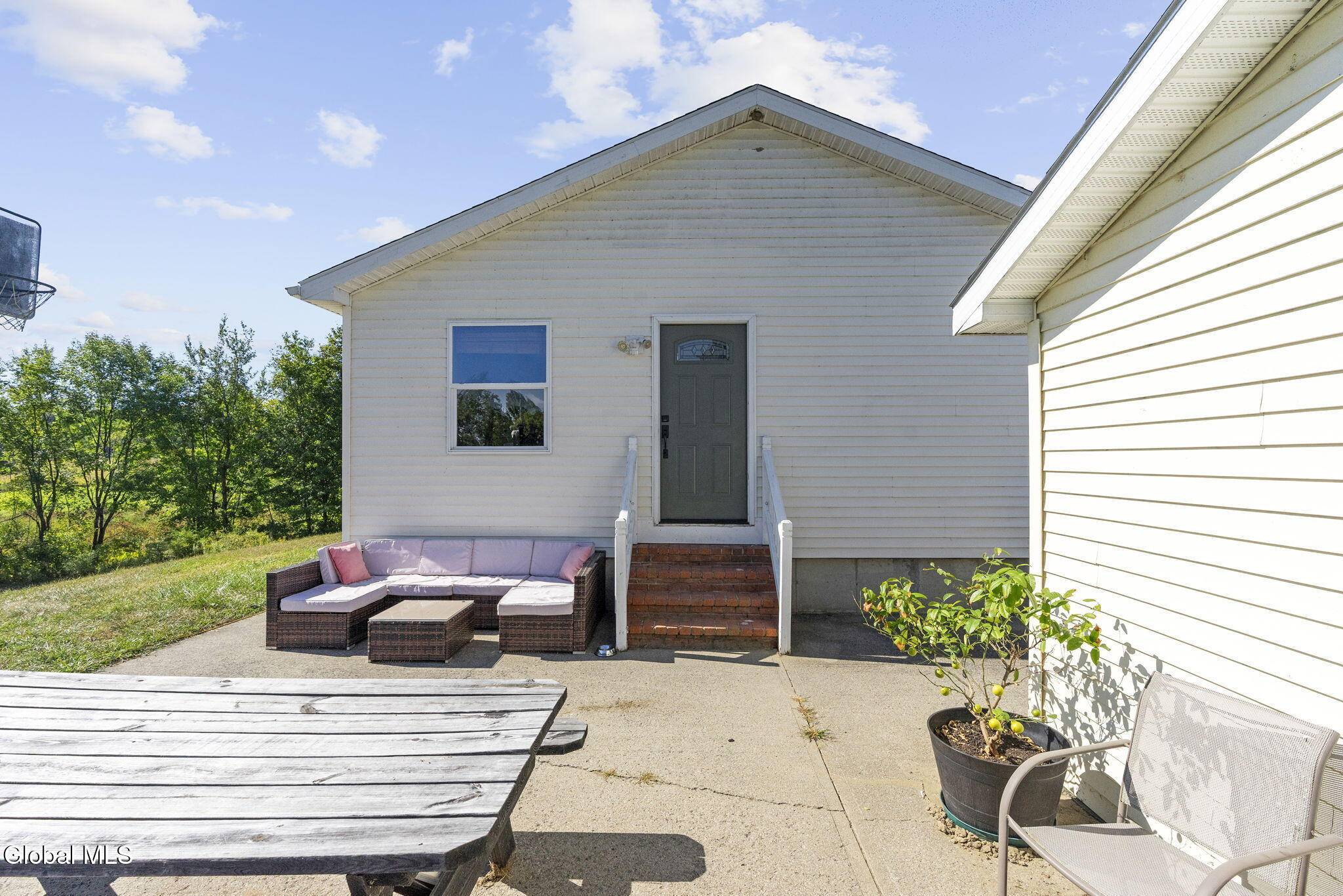 Schaghticoke, NY 12154,35 Brott Lane