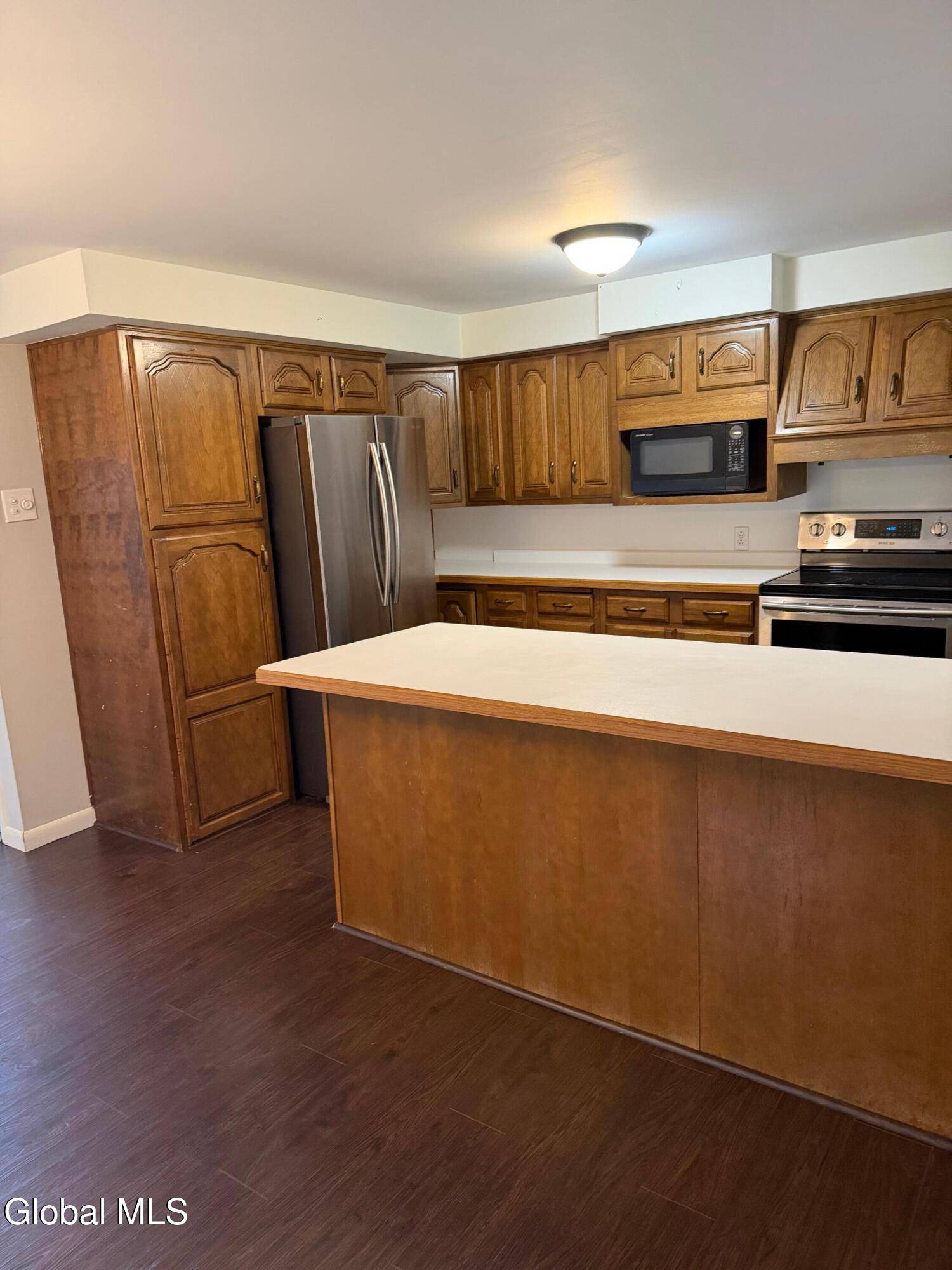 Johnstown, NY 12095,5 W 4th Avenue