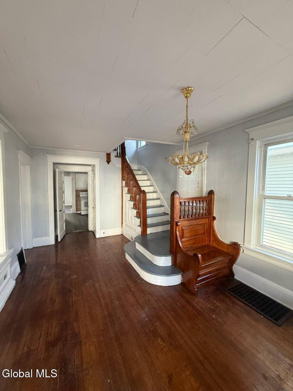 Schenectady, NY 12304,32 Elm Street