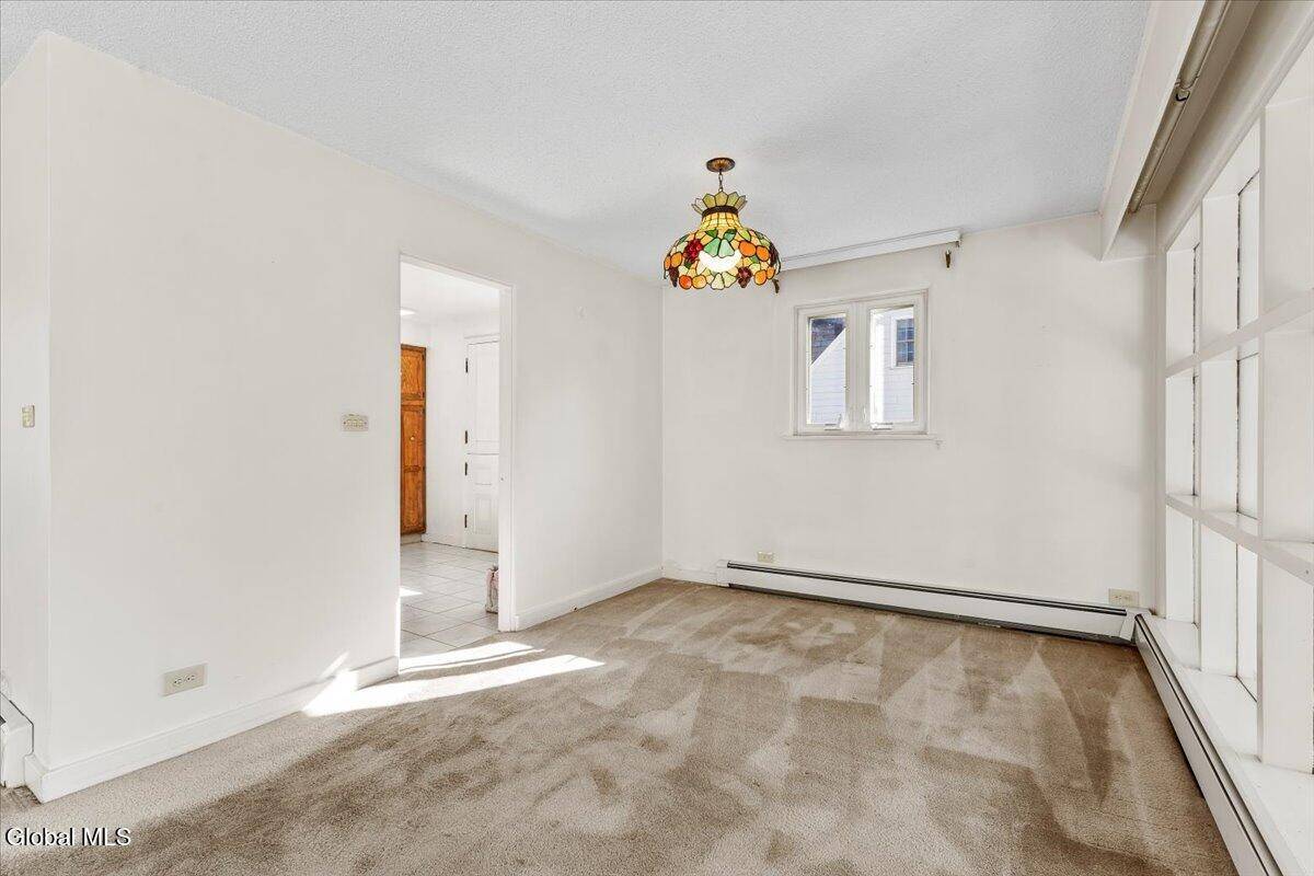 Queensbury, NY 12804,10 Pershing Road