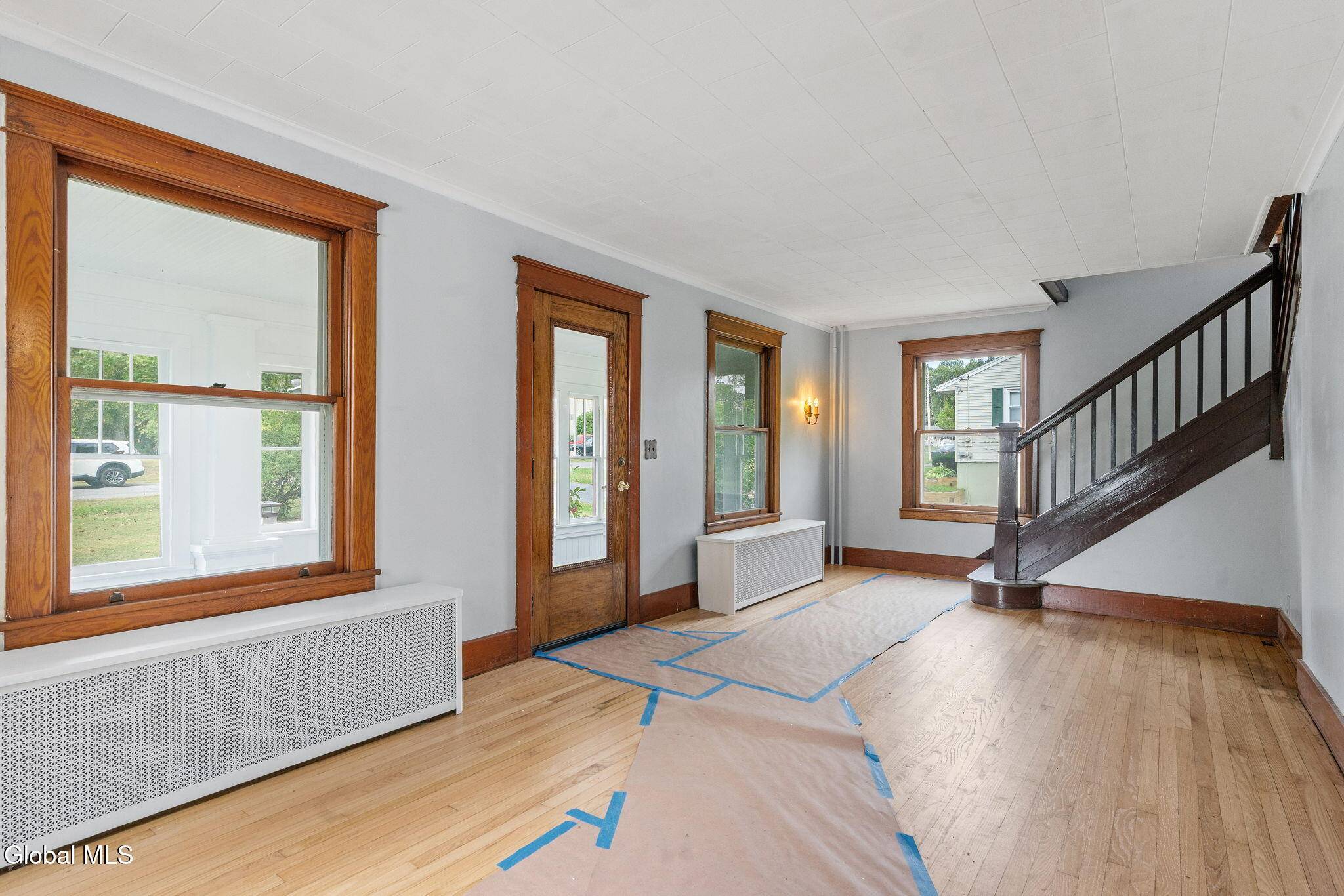 Hagaman, NY 12086,245 Scenic Drive