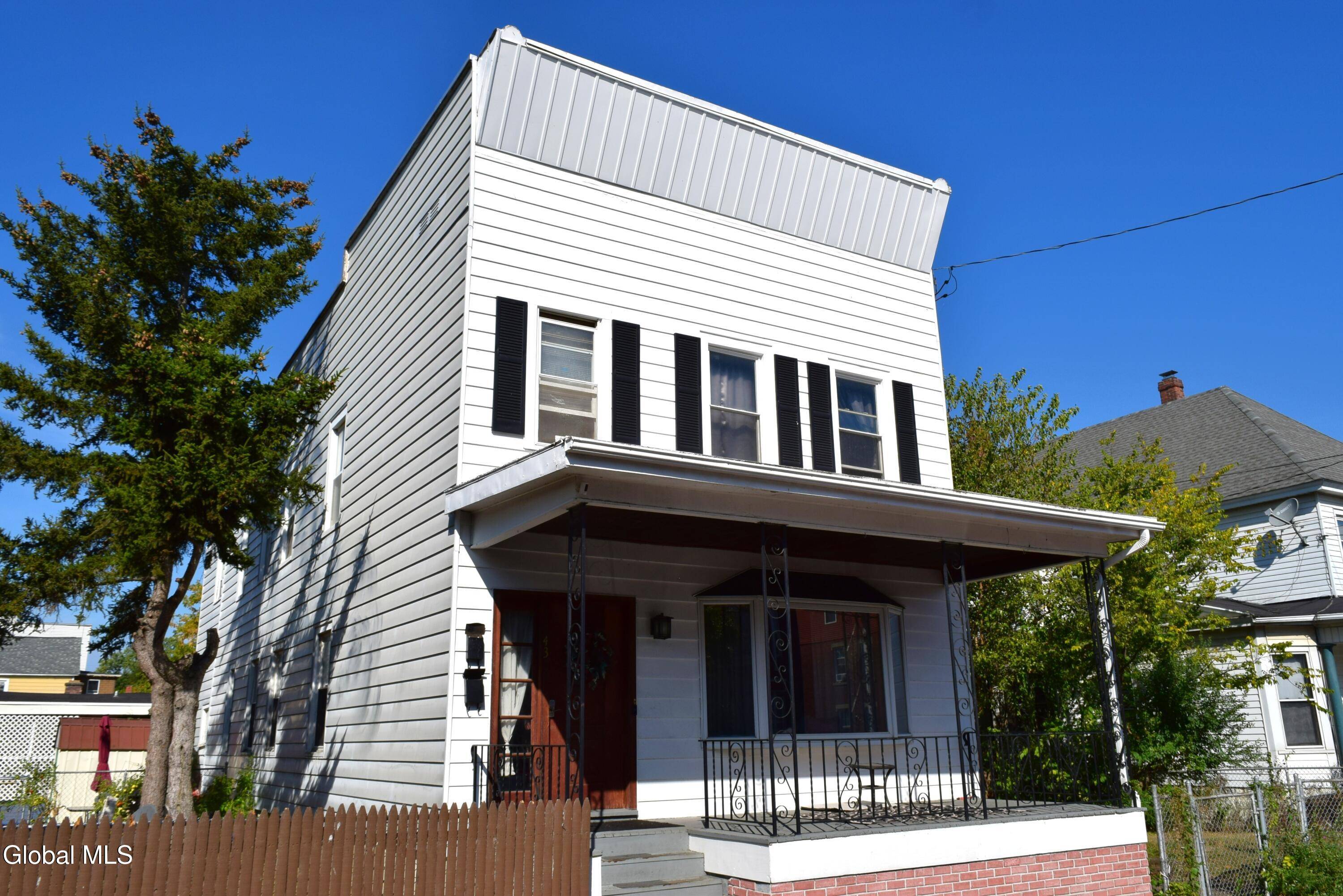 Cohoes, NY 12047,43 Continental Avenue