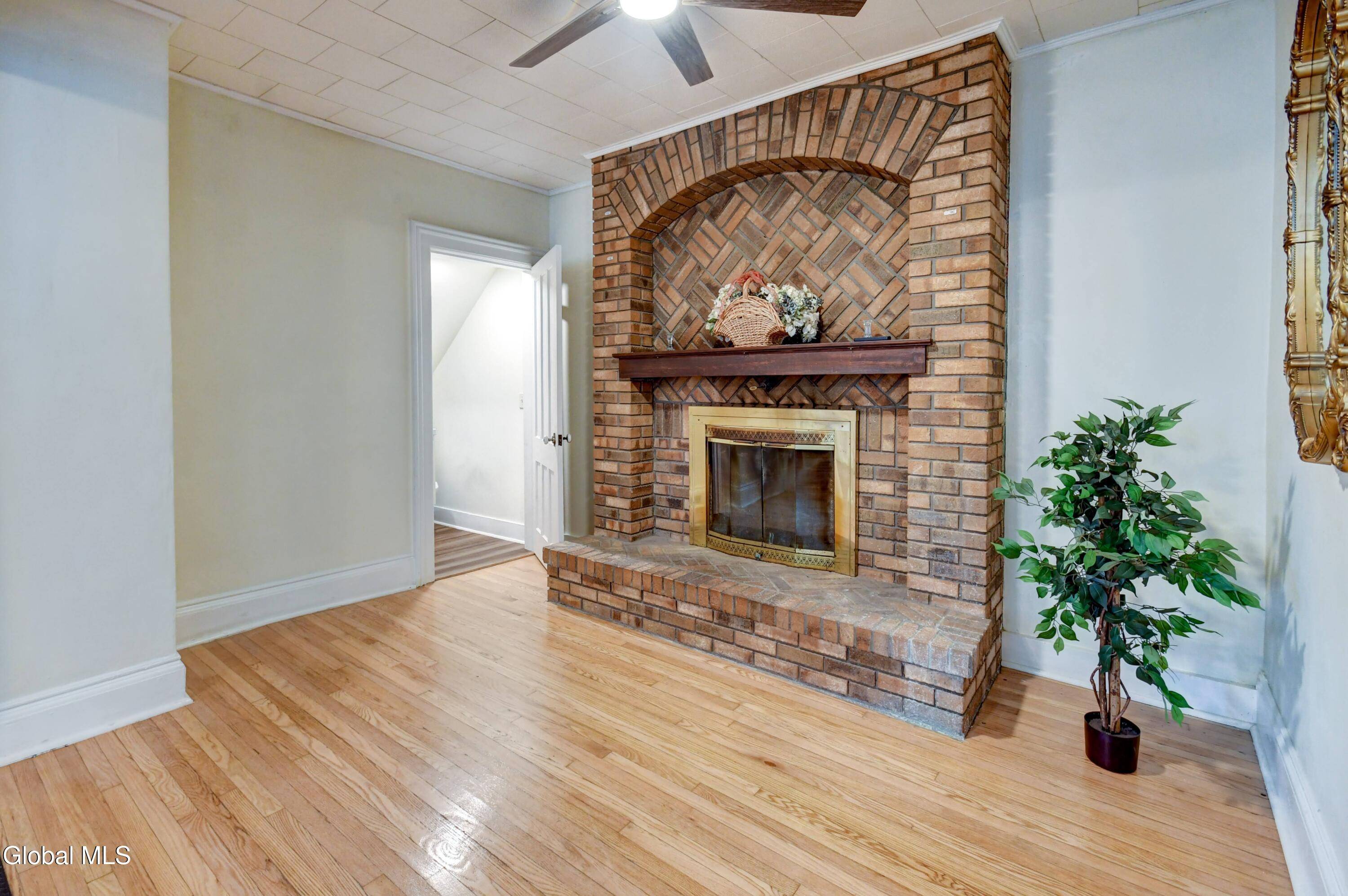 Johnstown, NY 12095,105 Burton Street