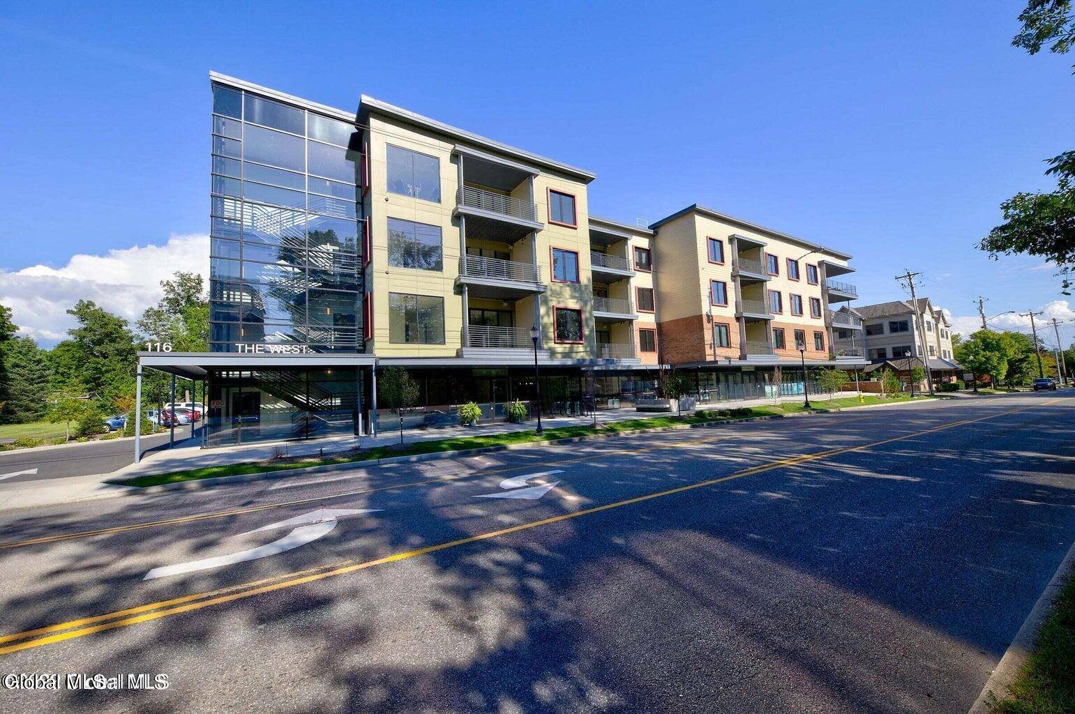 Saratoga Springs, Inside, NY 12866,116 West Avenue #208