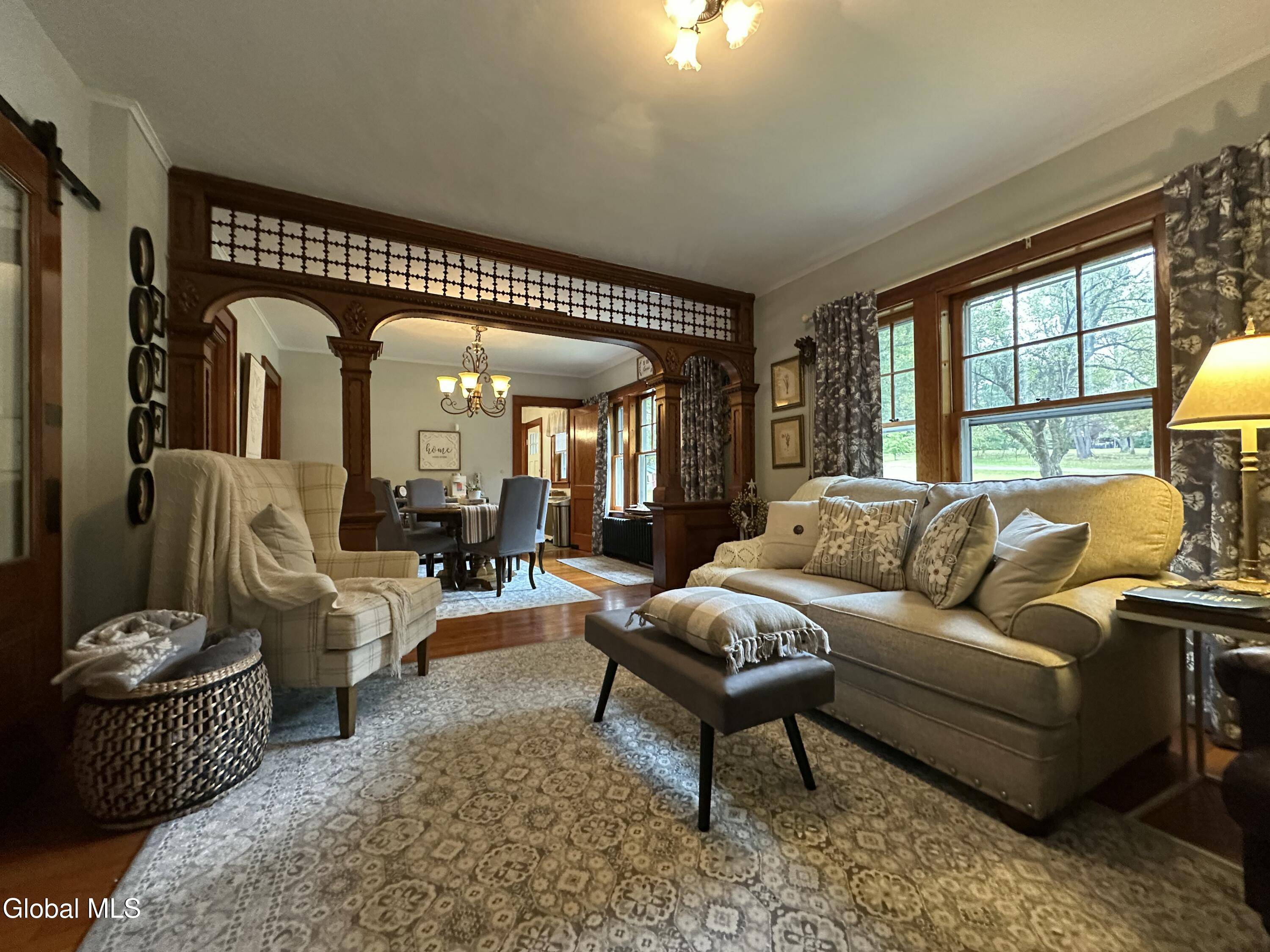 Queensbury, NY 12804,818 Ridge Road