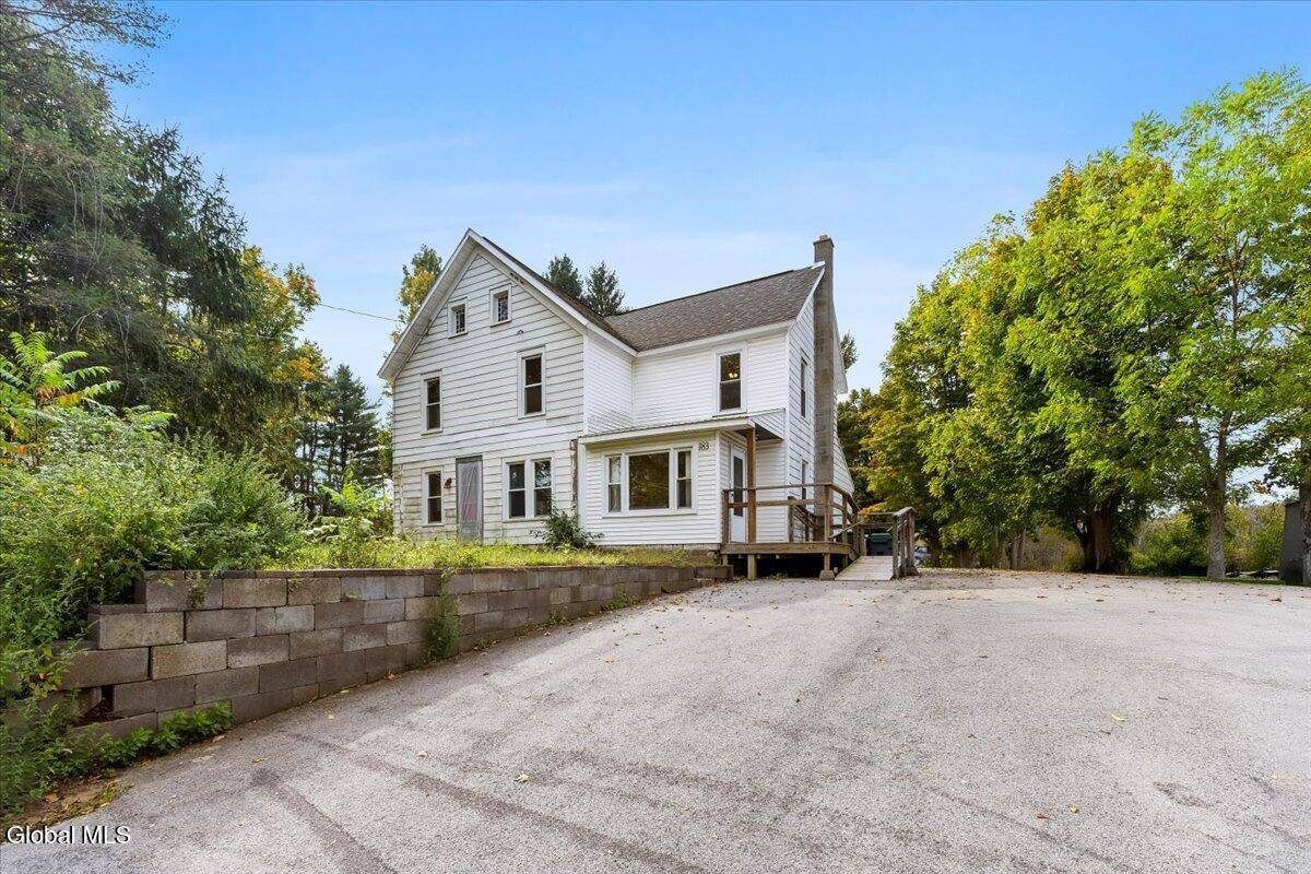 Ballston, NY 12019,183 Eastline Road