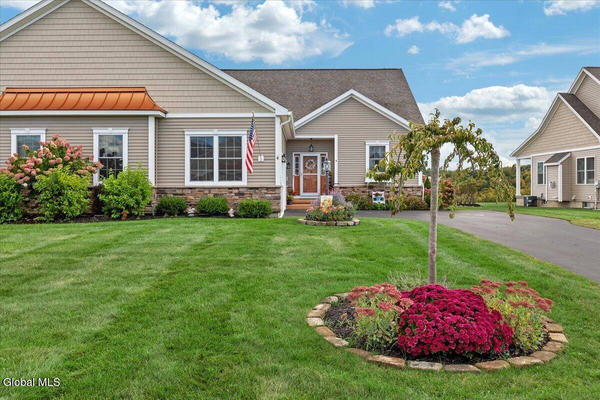 Halfmoon, NY 12118,4 Elena Court