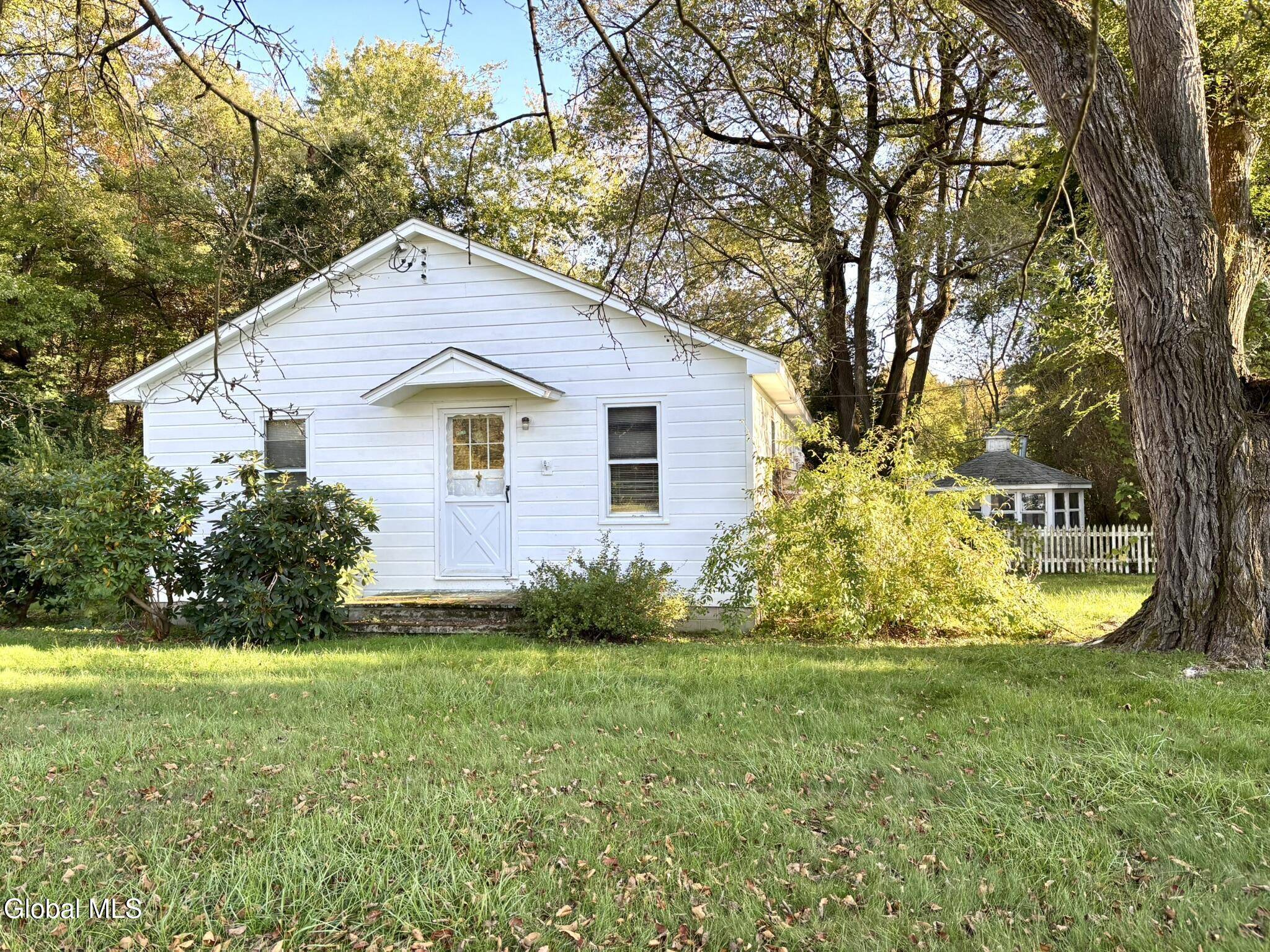 Kinderhook, NY 12106,1154 County Route 25