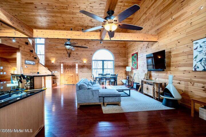 Argyle, NY 12809,2158 Coach Road