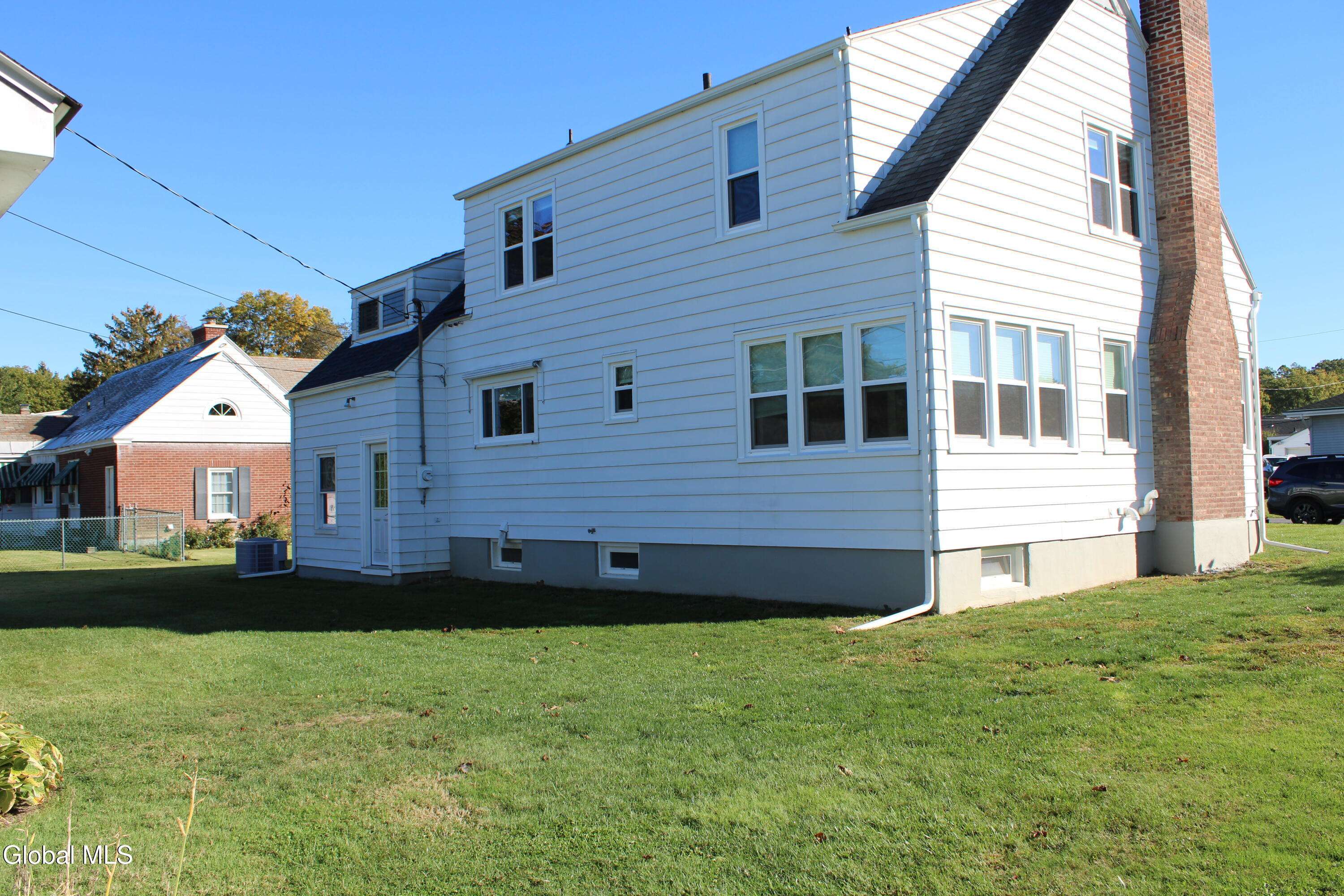 Rensselaer, NY 12144,11 Pershing Avenue