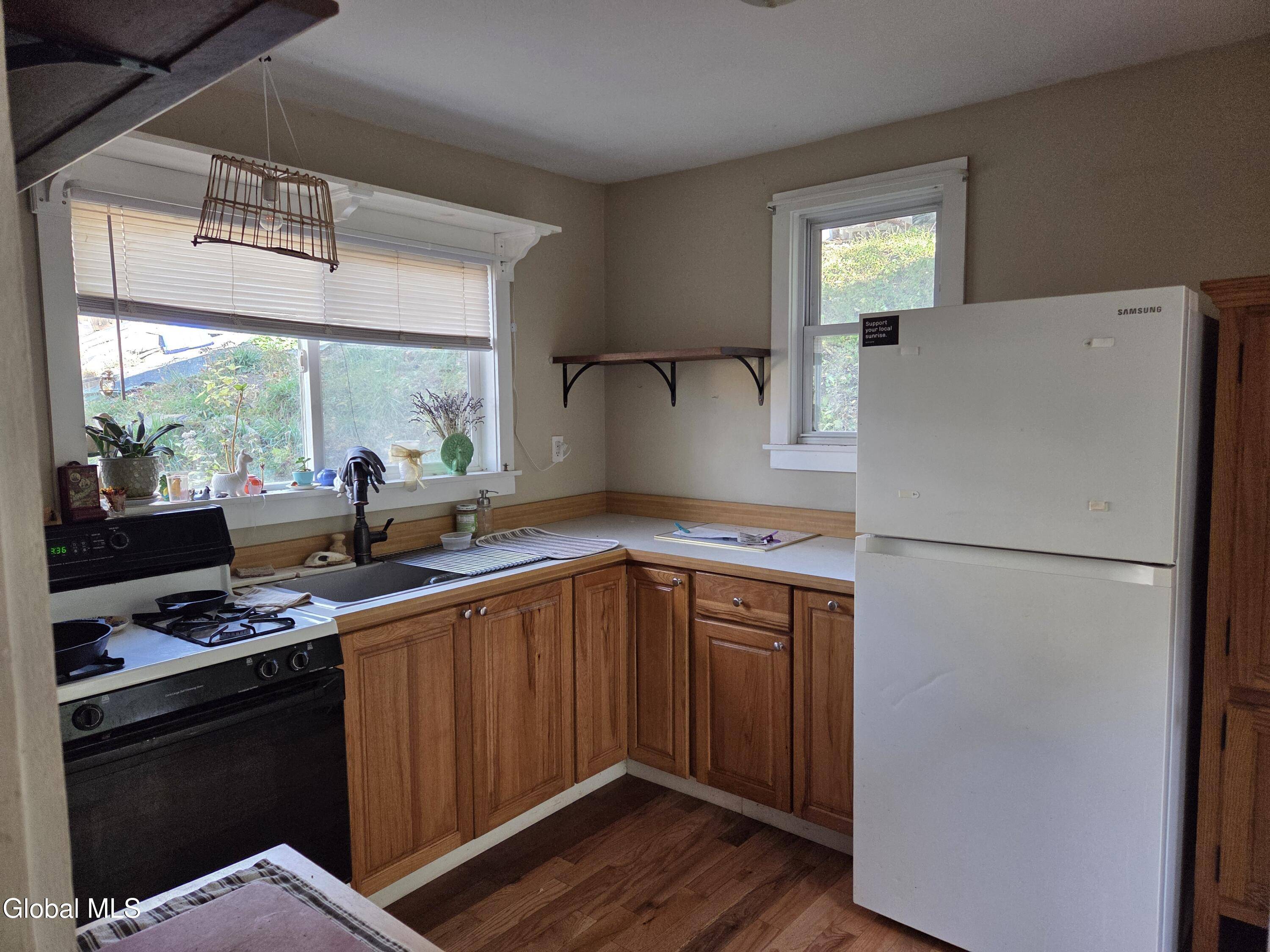 Amsterdam, NY 12010,237 Vrooman Avenue