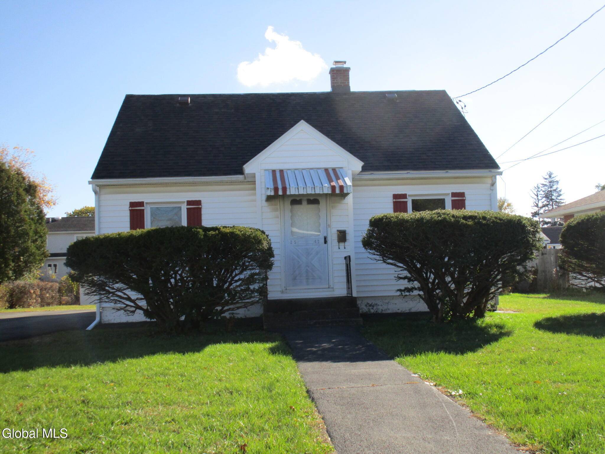 Rotterdam, NY 12306,2542 Augustine Avenue