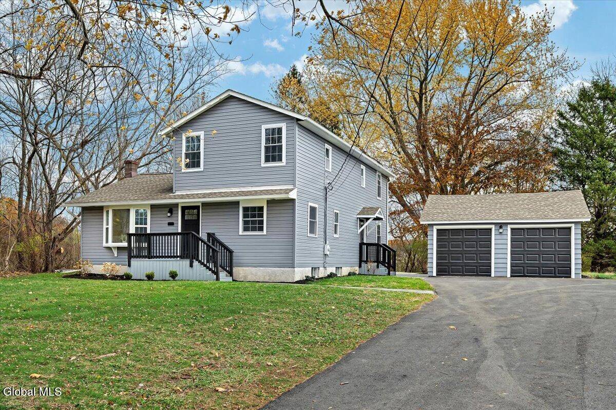 Schodack, NY 12033,2256 N Old Post Road