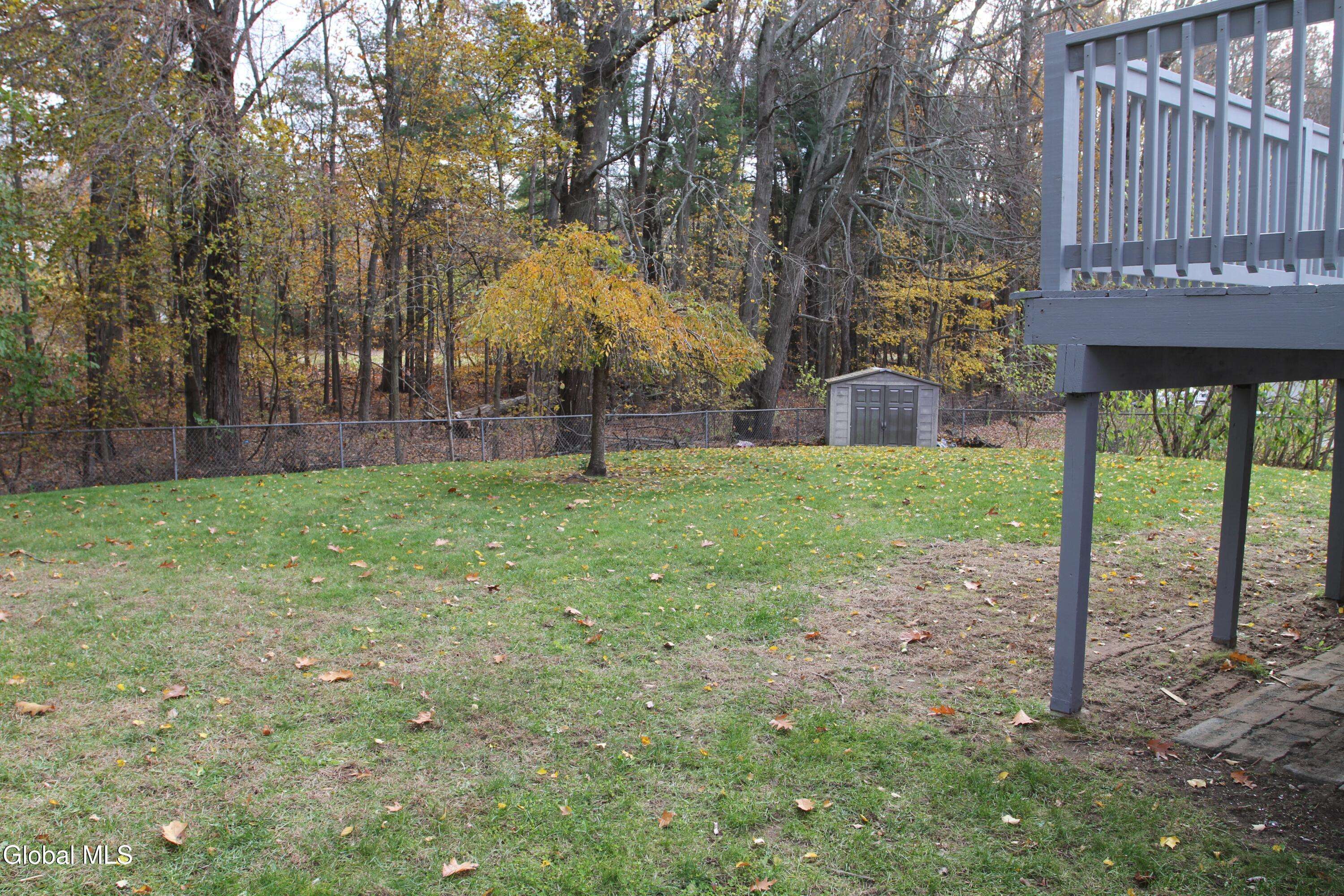 Guilderland, NY 12303,10 Anne Drive