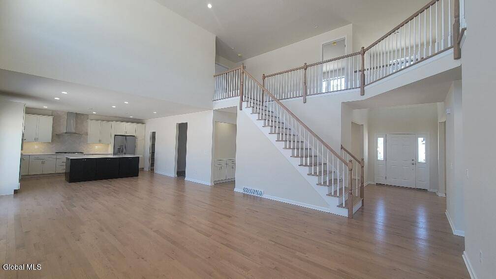 Halfmoon, NY 12118,7 Jack Drive