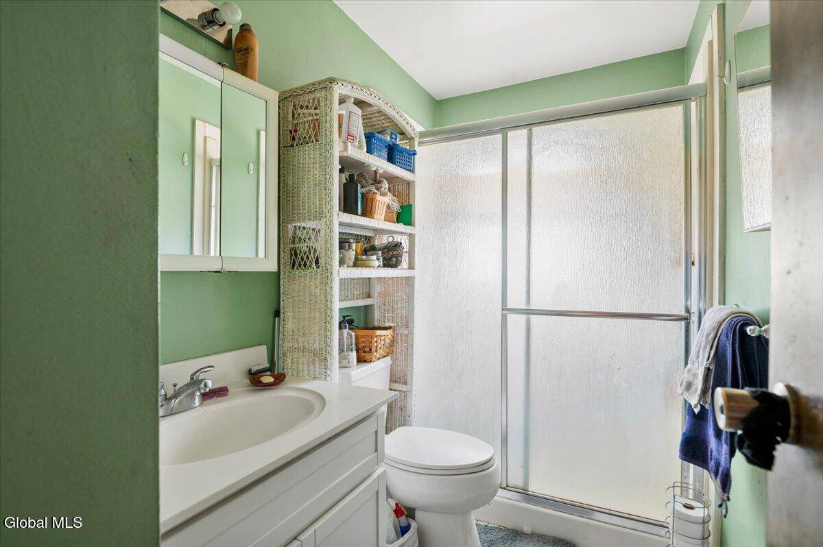 Saratoga Springs, NY 12866,42 Seward Street