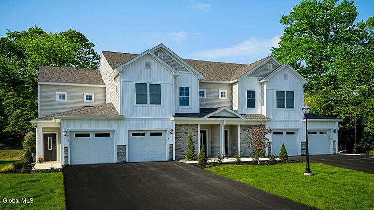 Saratoga Springs, Outside, NY 12866,22 Reed's Hollow