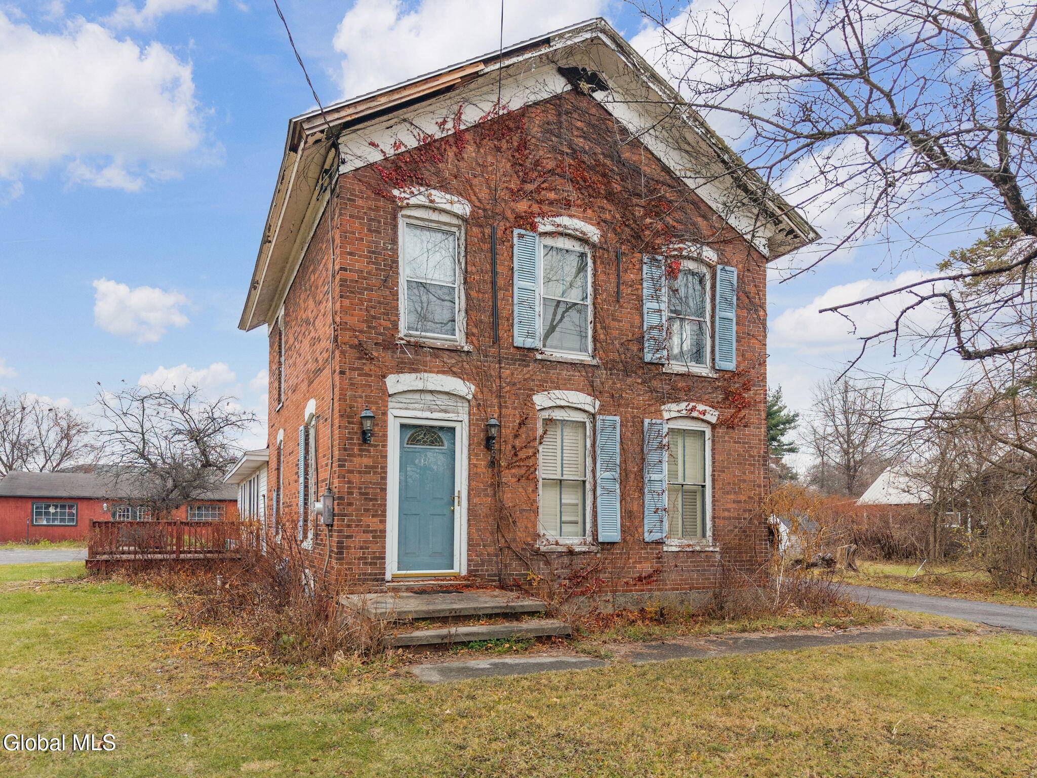 Kingsbury, NY 12839,1065 Dix Avenue