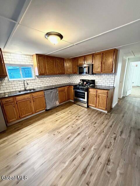 Watervliet, NY 12189,1918 7th Avenue