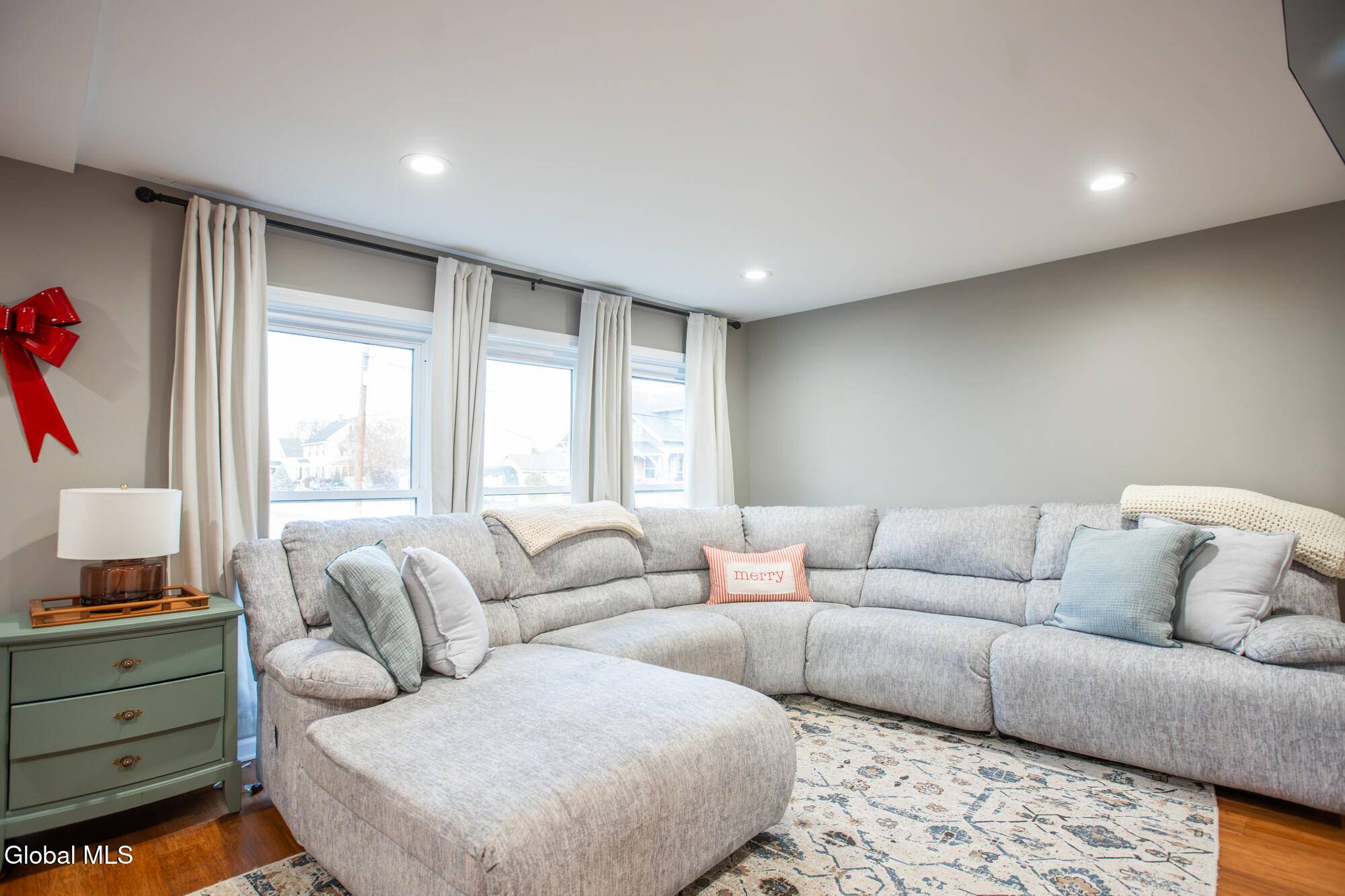 Schaghticoke, NY 12118,8 Hemstreet Avenue