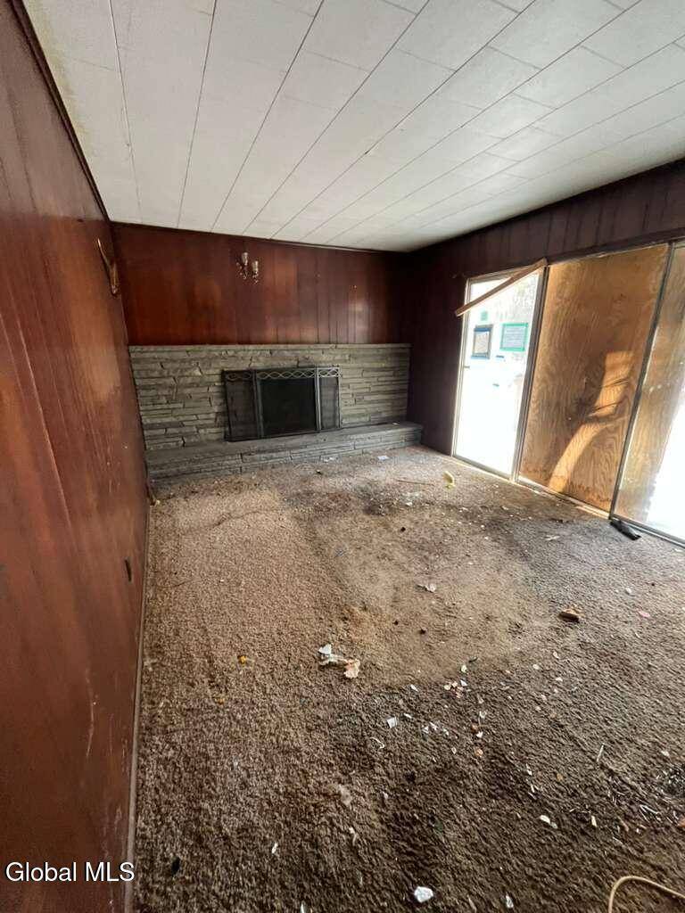 Niskayuna, NY 12304,655 Fillmore Avenue