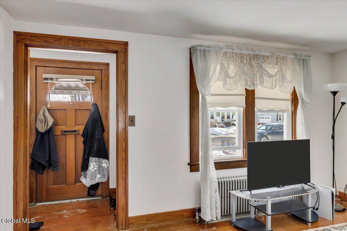 Rotterdam, NY 12306,1034 Wallace Avenue