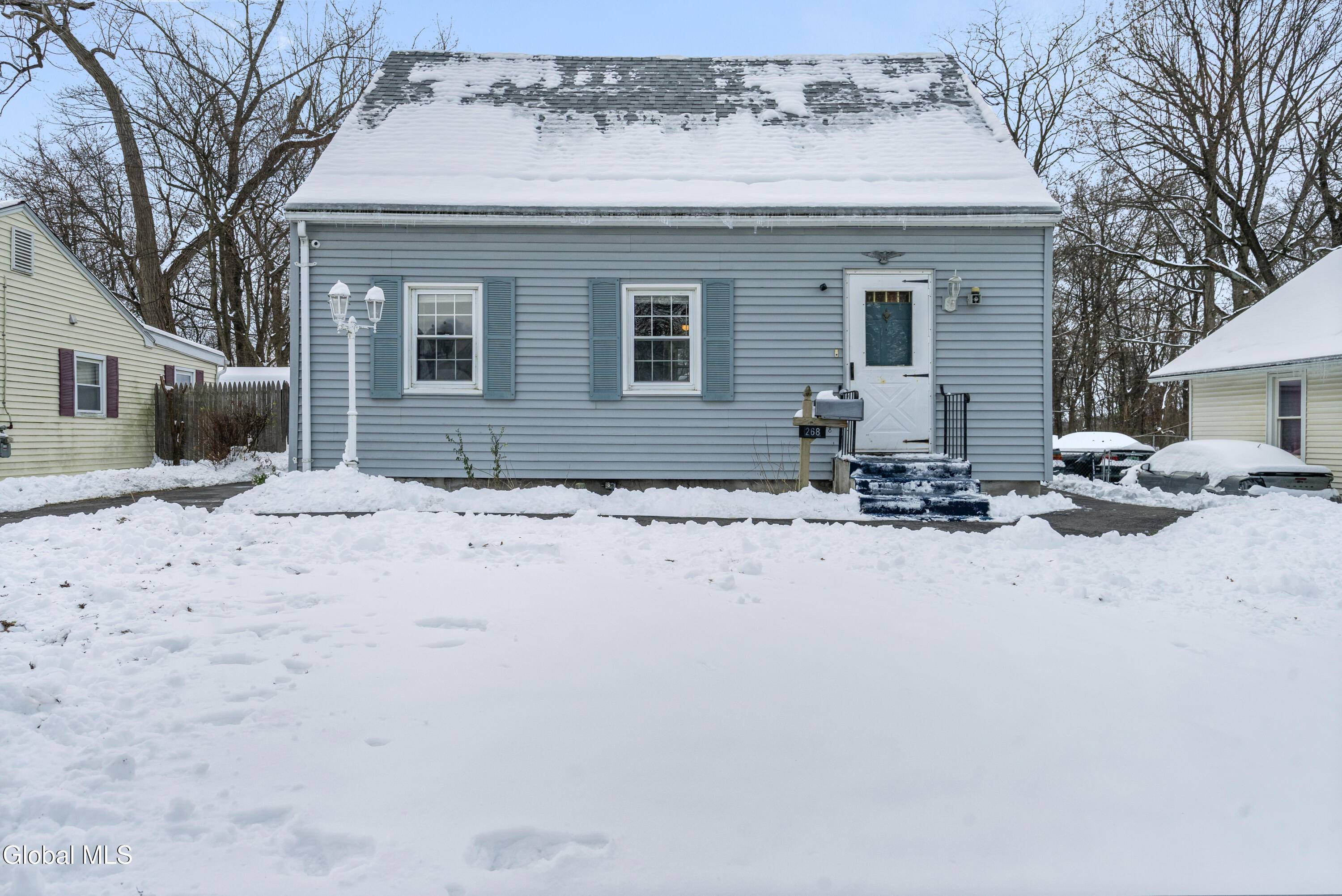 Rensselaer, NY 12144,268 E Maryland Avenue