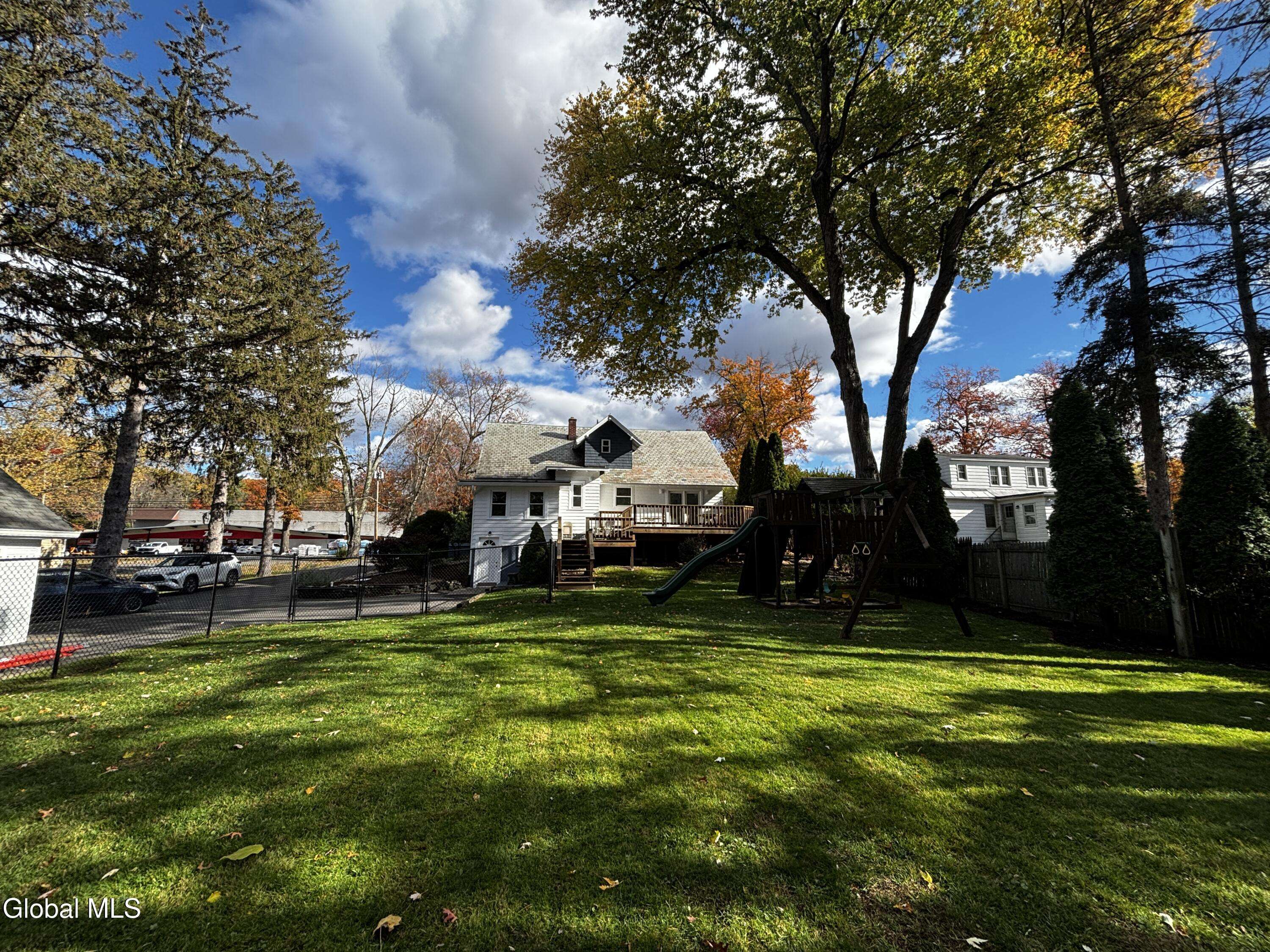 North Greenbush, NY 12180,226 N Greenbush Road