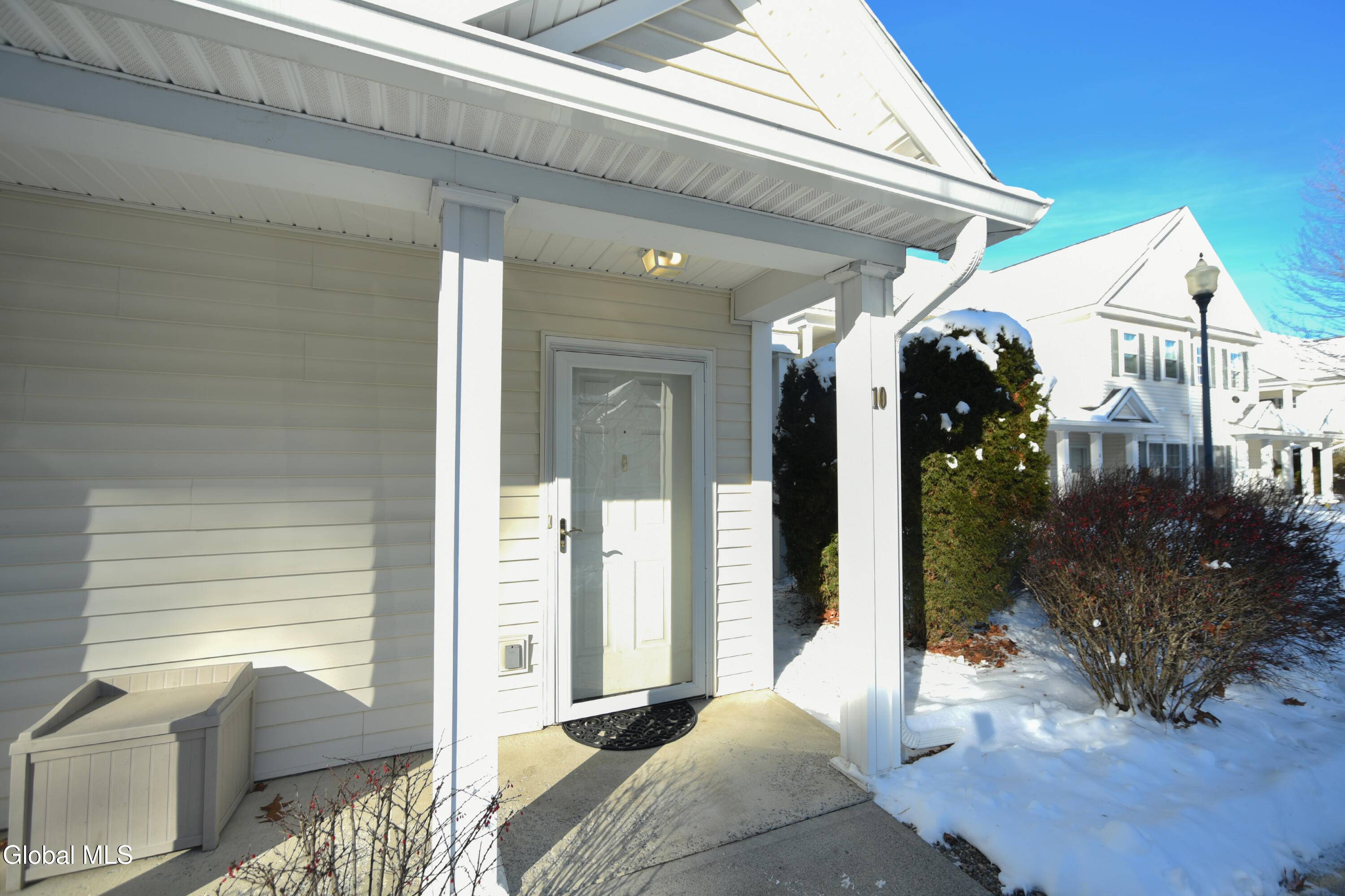 Saratoga Springs, NY 12866,328 Ballston Avenue #10