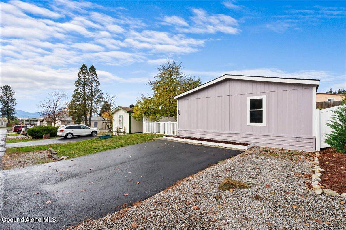 Hauser, ID 83854,8553 N Kendra WAY