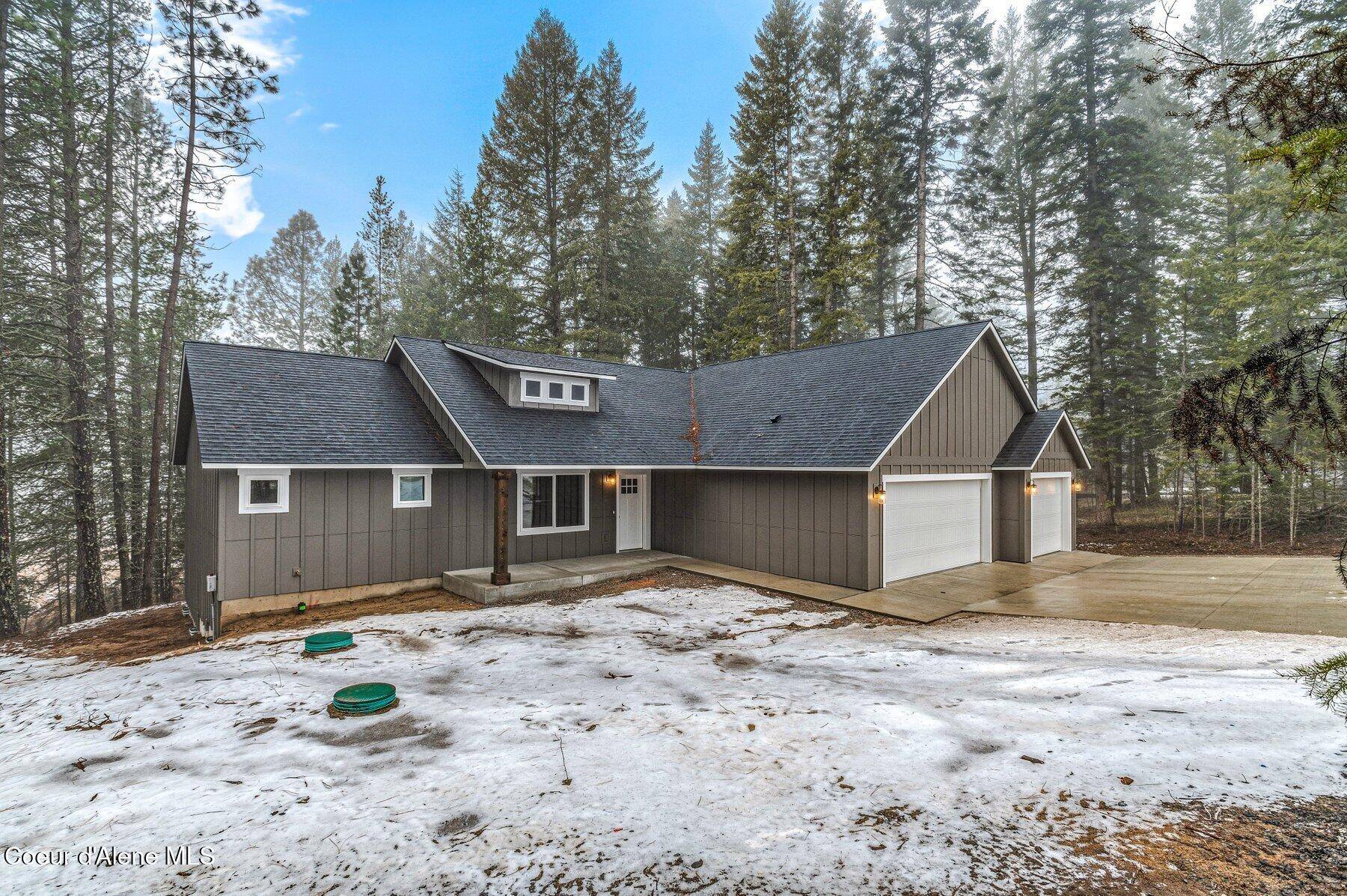 Sagle, ID 83860,1579 Gypsy Bay Rd