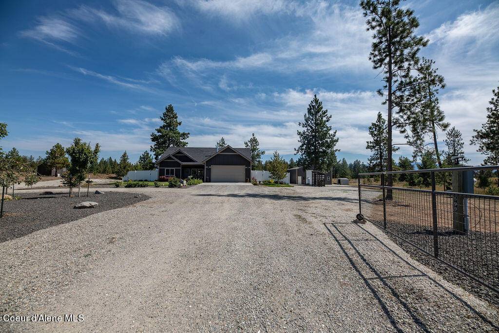 Athol, ID 83801,599 Polaris WAY