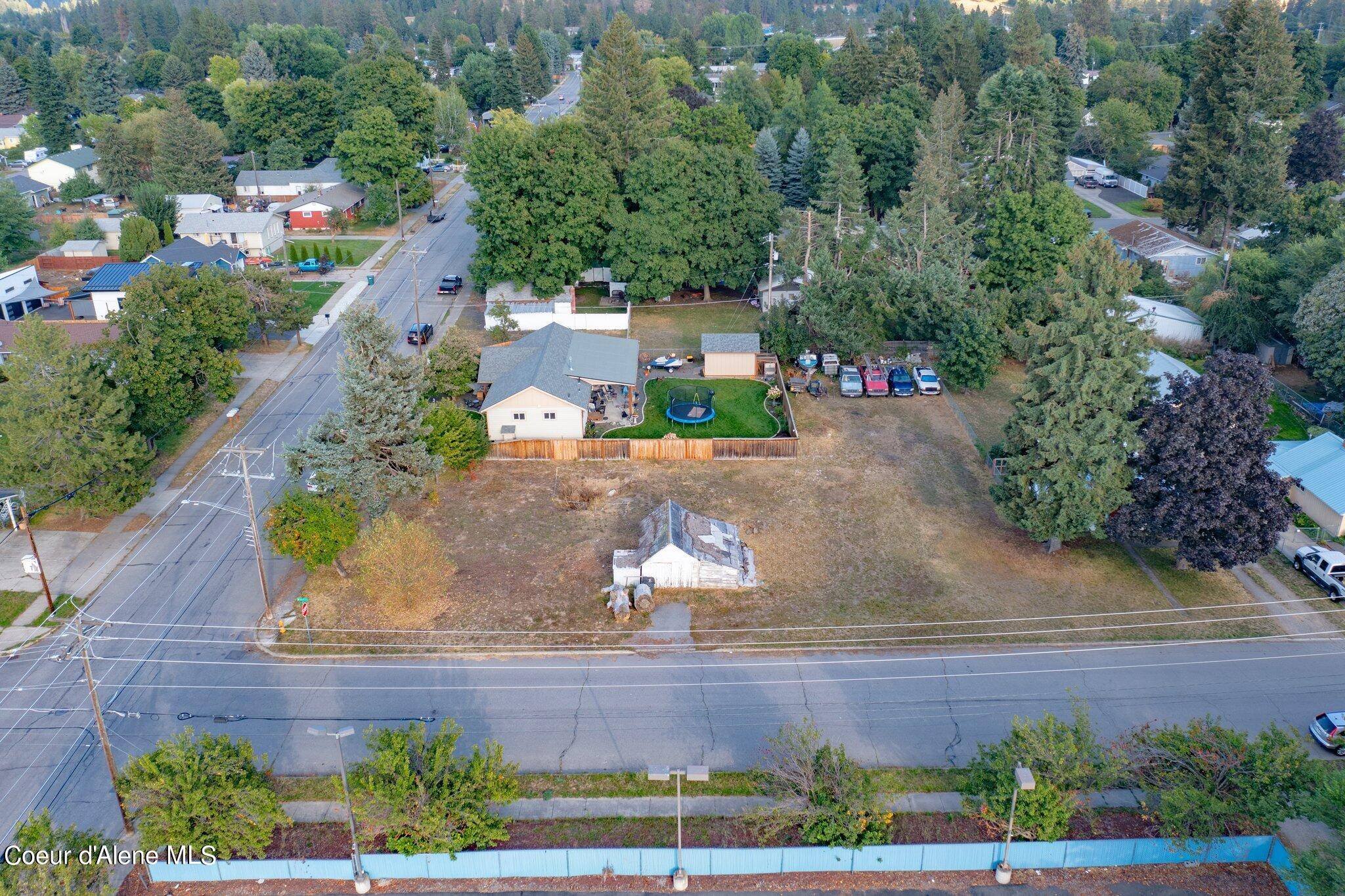 Coeur d'Alene, ID 83814,504 W LOCUST AVE