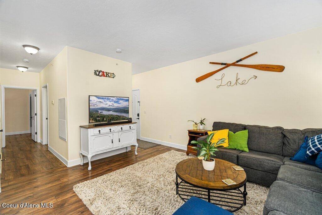 Coeur d'Alene, ID 83815,6800 N SPURWING LOOP ##201